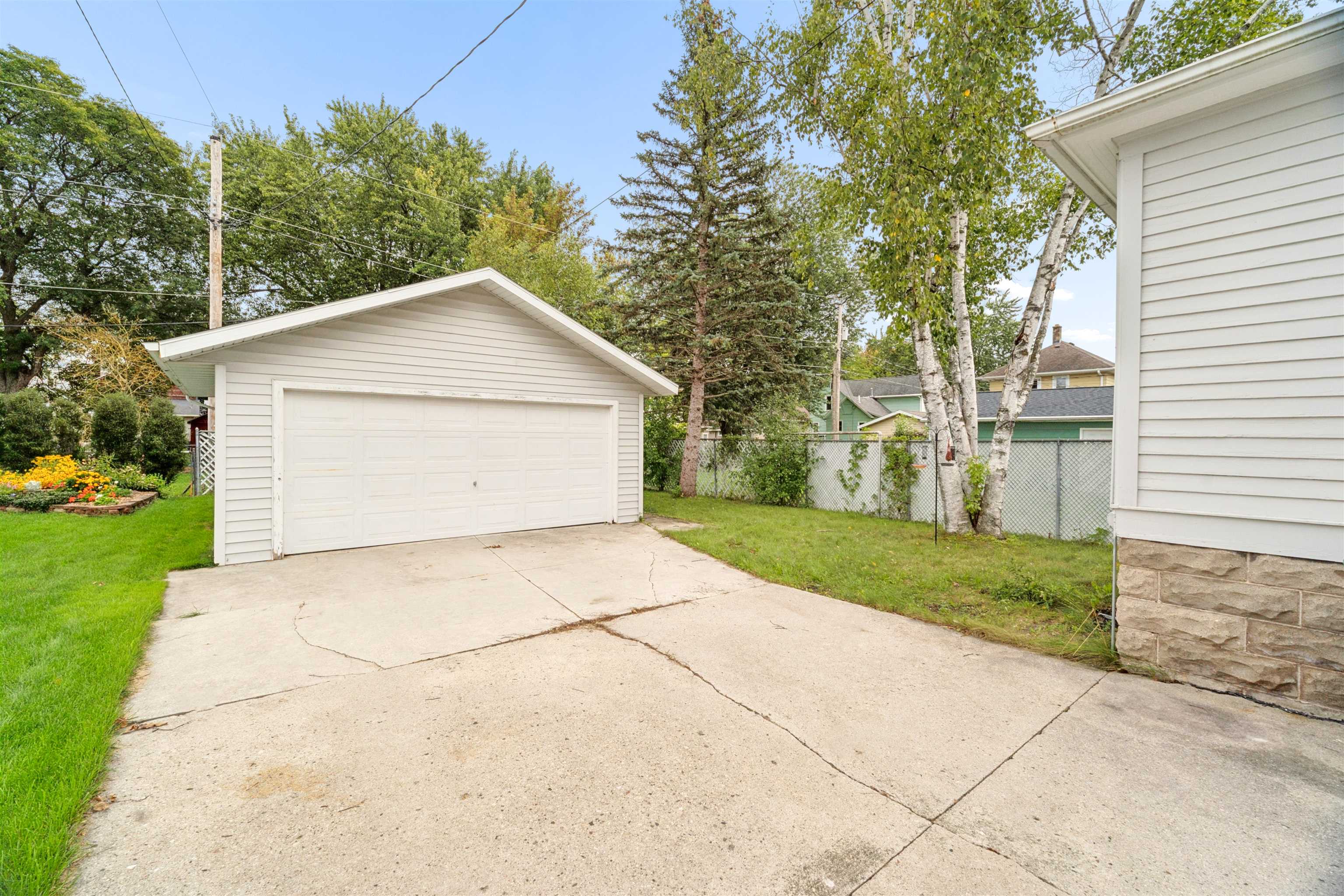 Property photo 23
