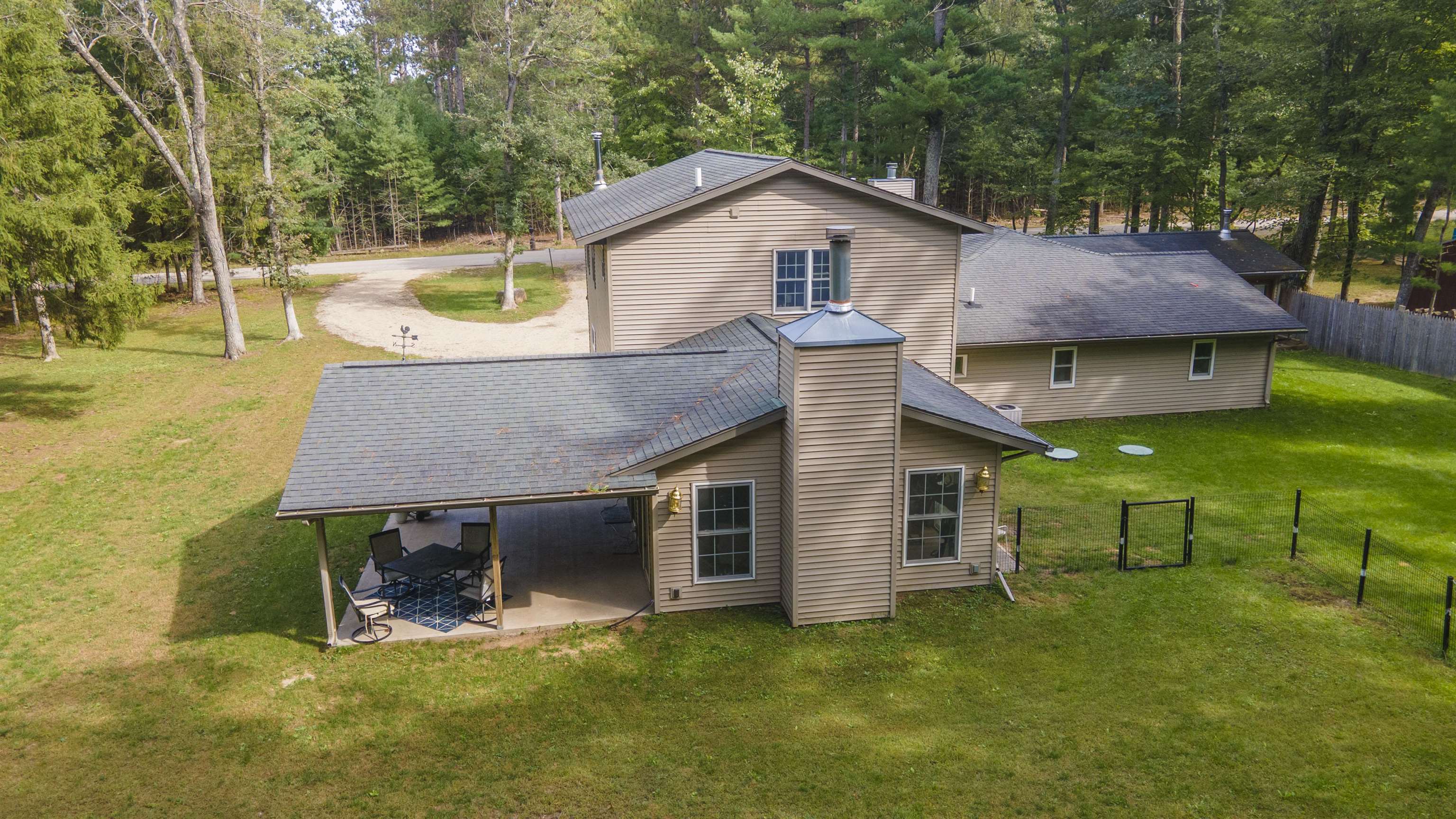 Property photo 8