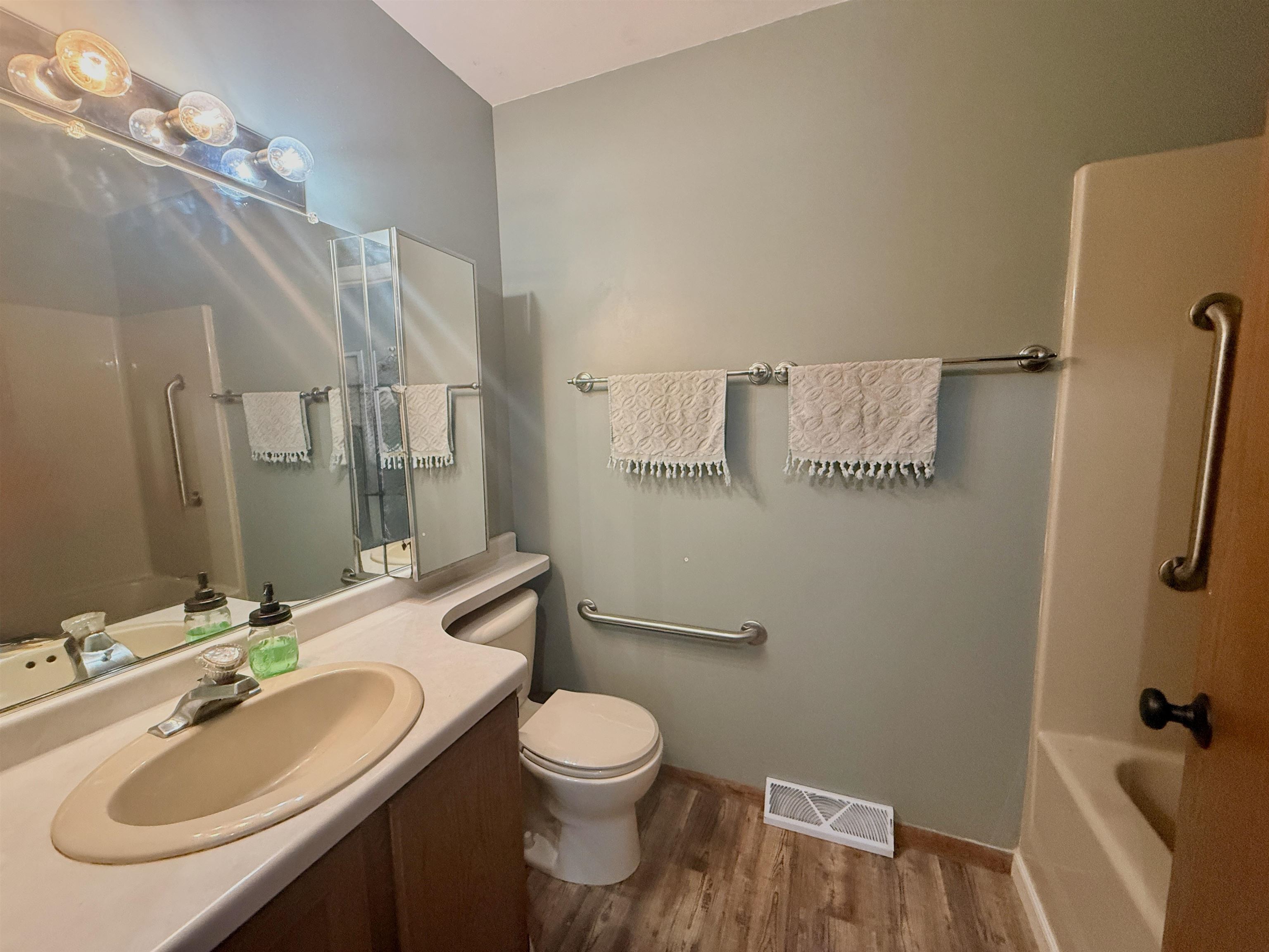Property photo 12