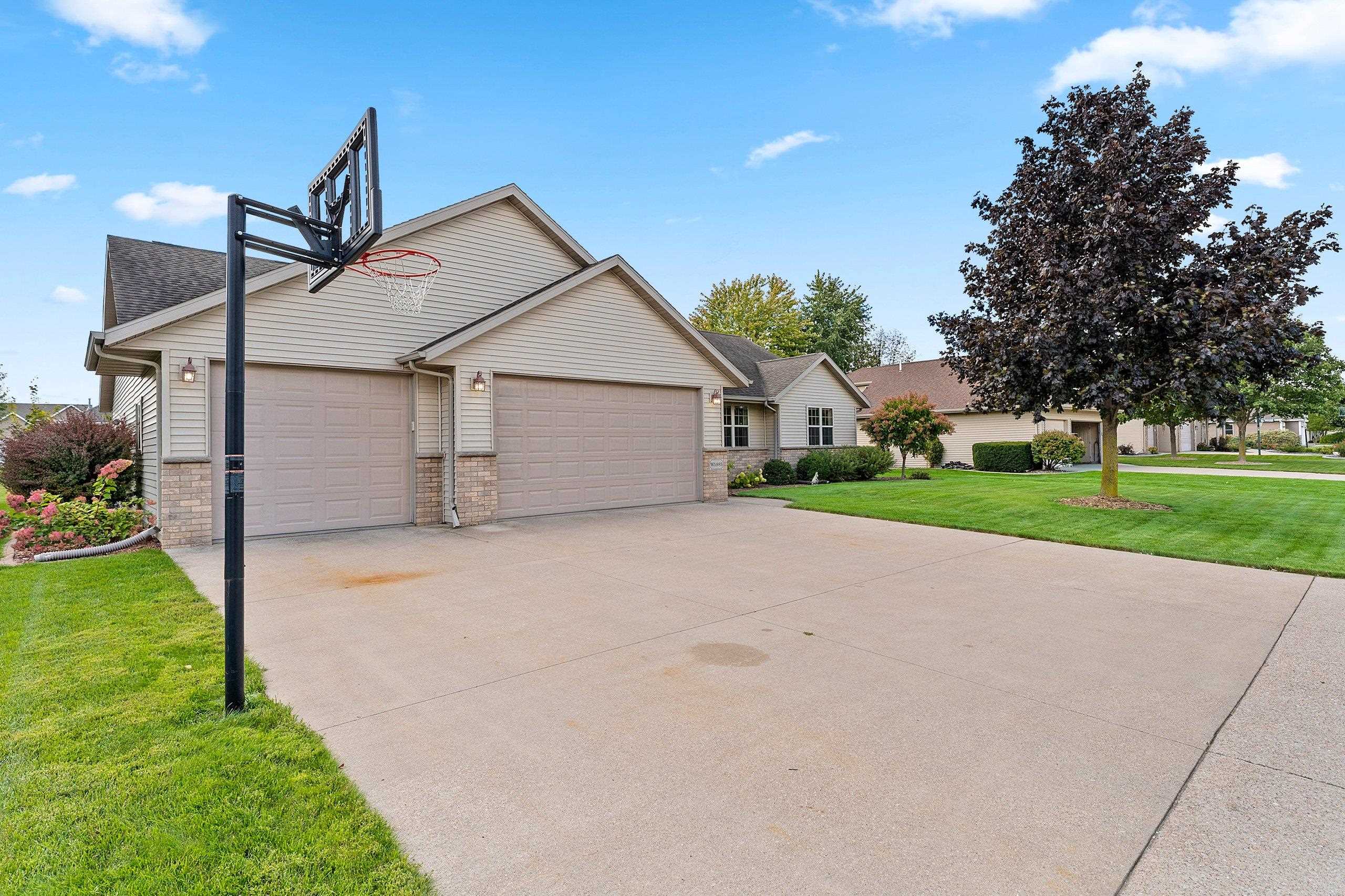 Property photo 64