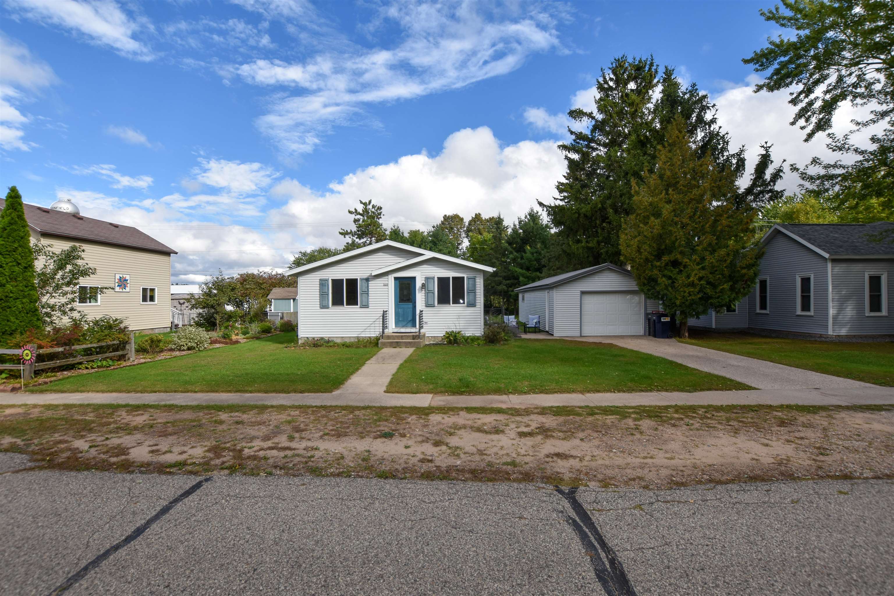 Property photo 24