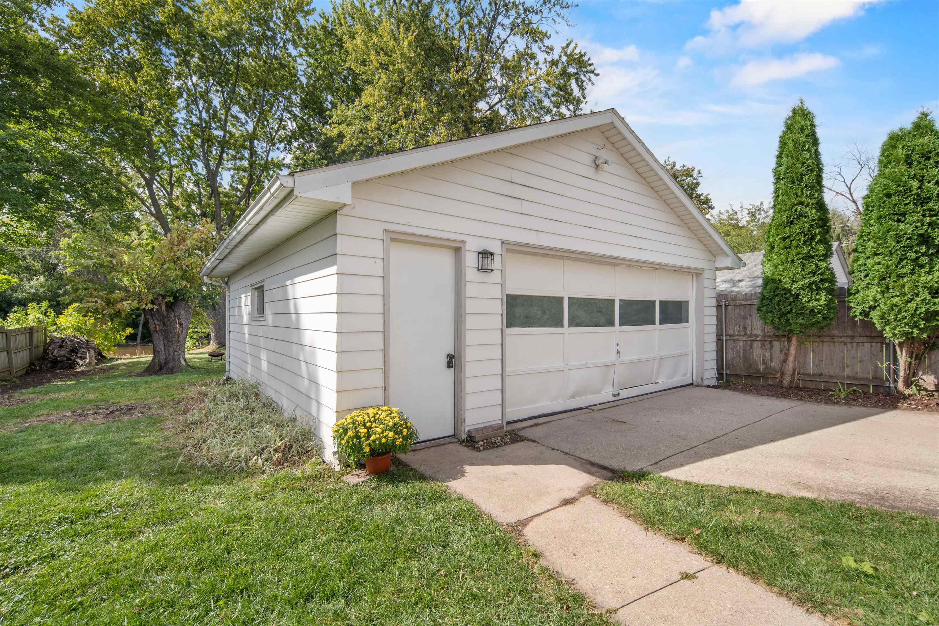 Property photo 53