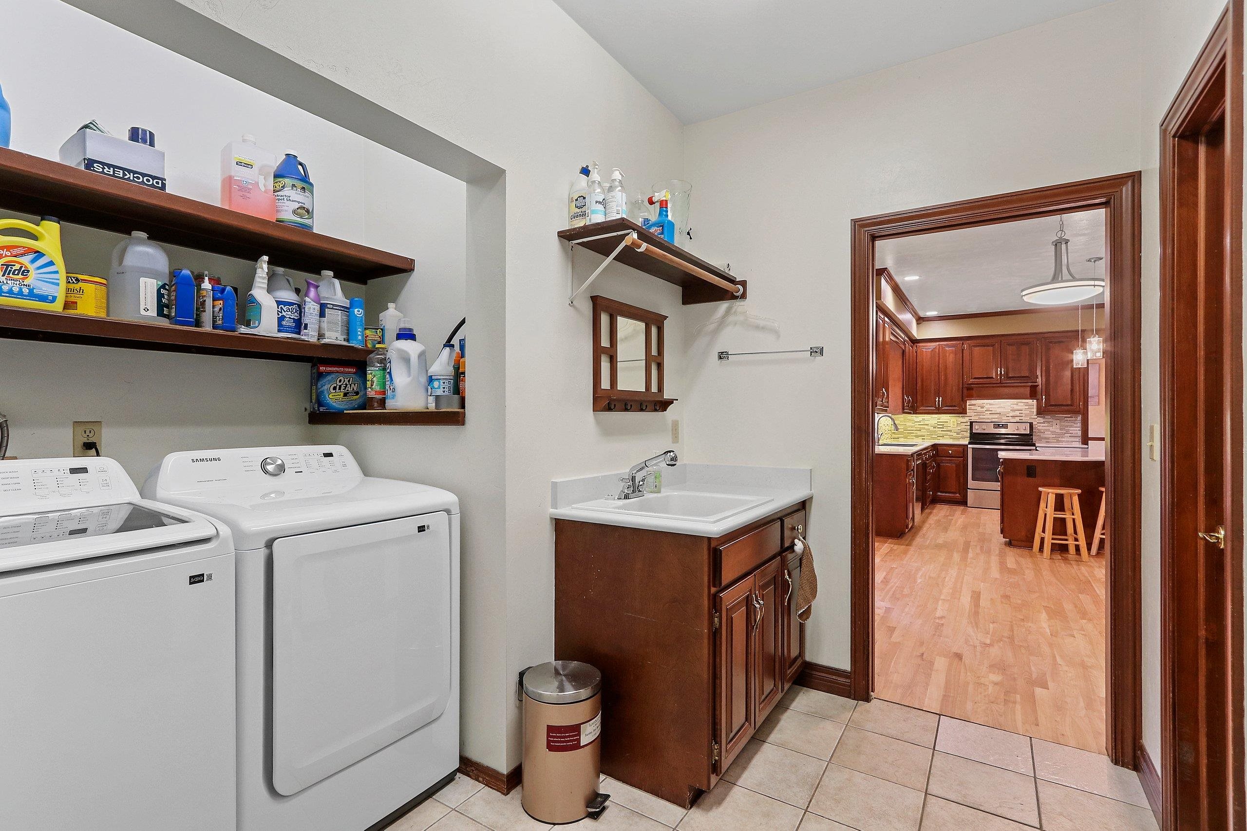 Property photo 38