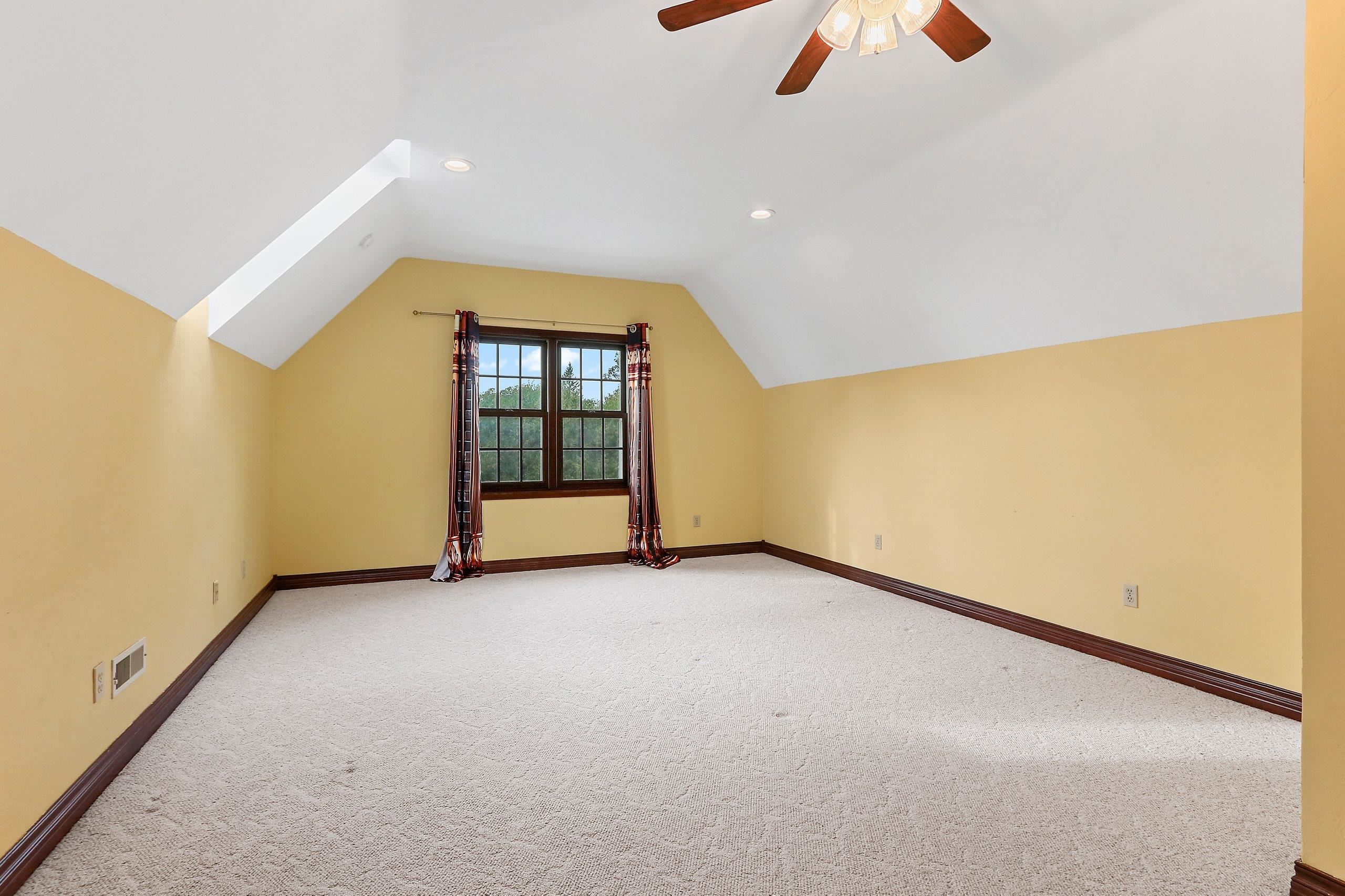 Property photo 70