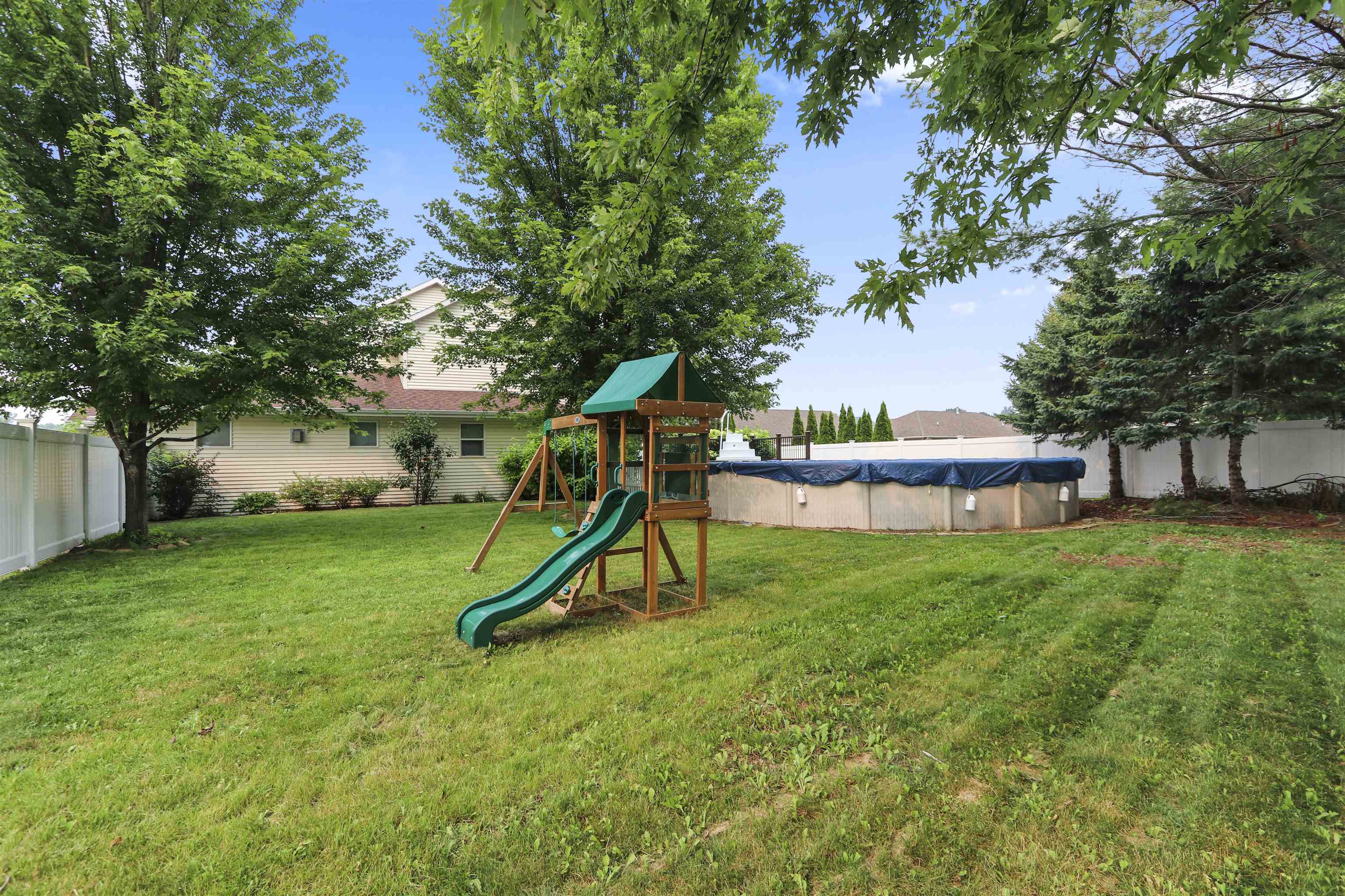 Property photo 33
