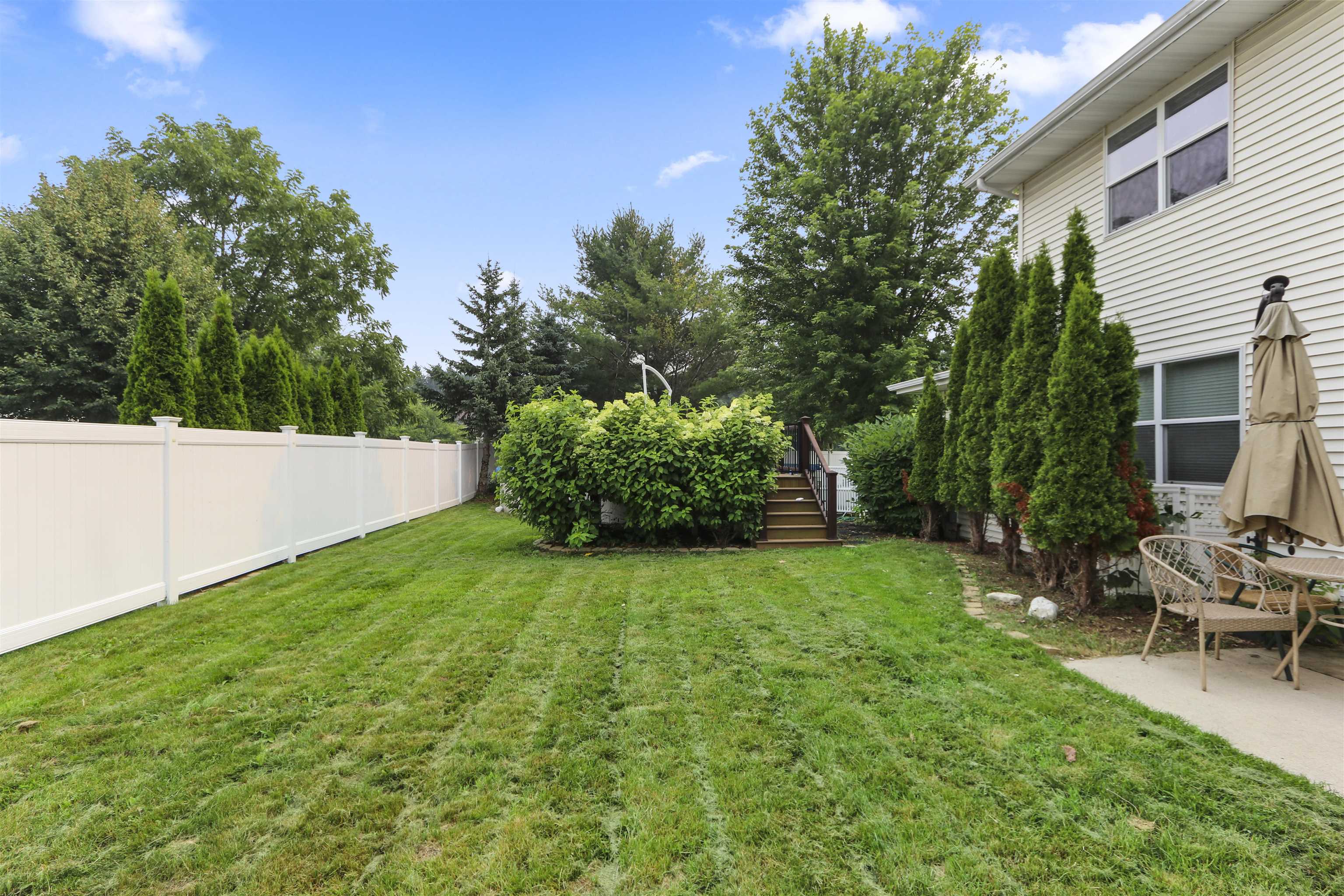 Property photo 35