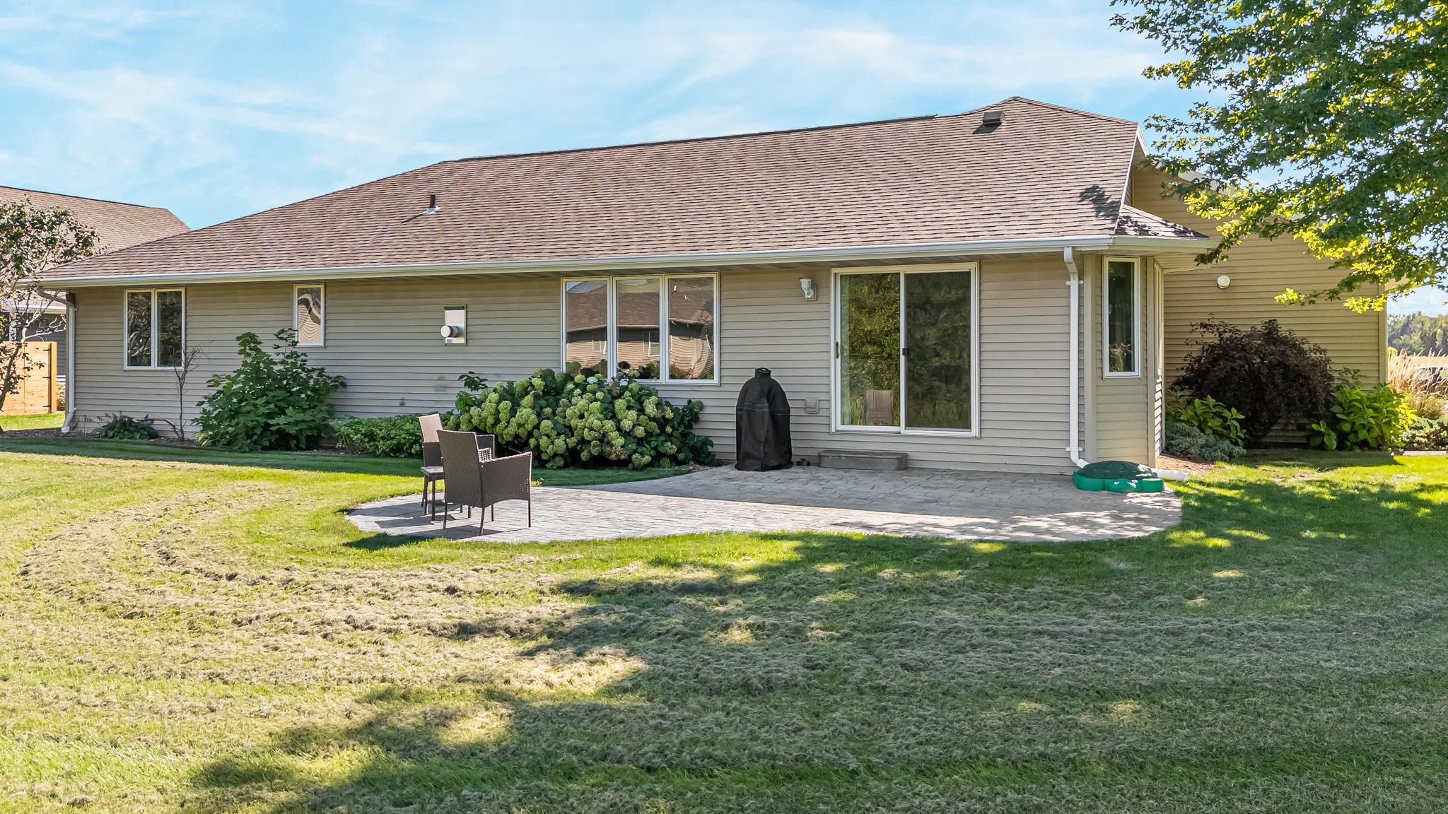 Property photo 38