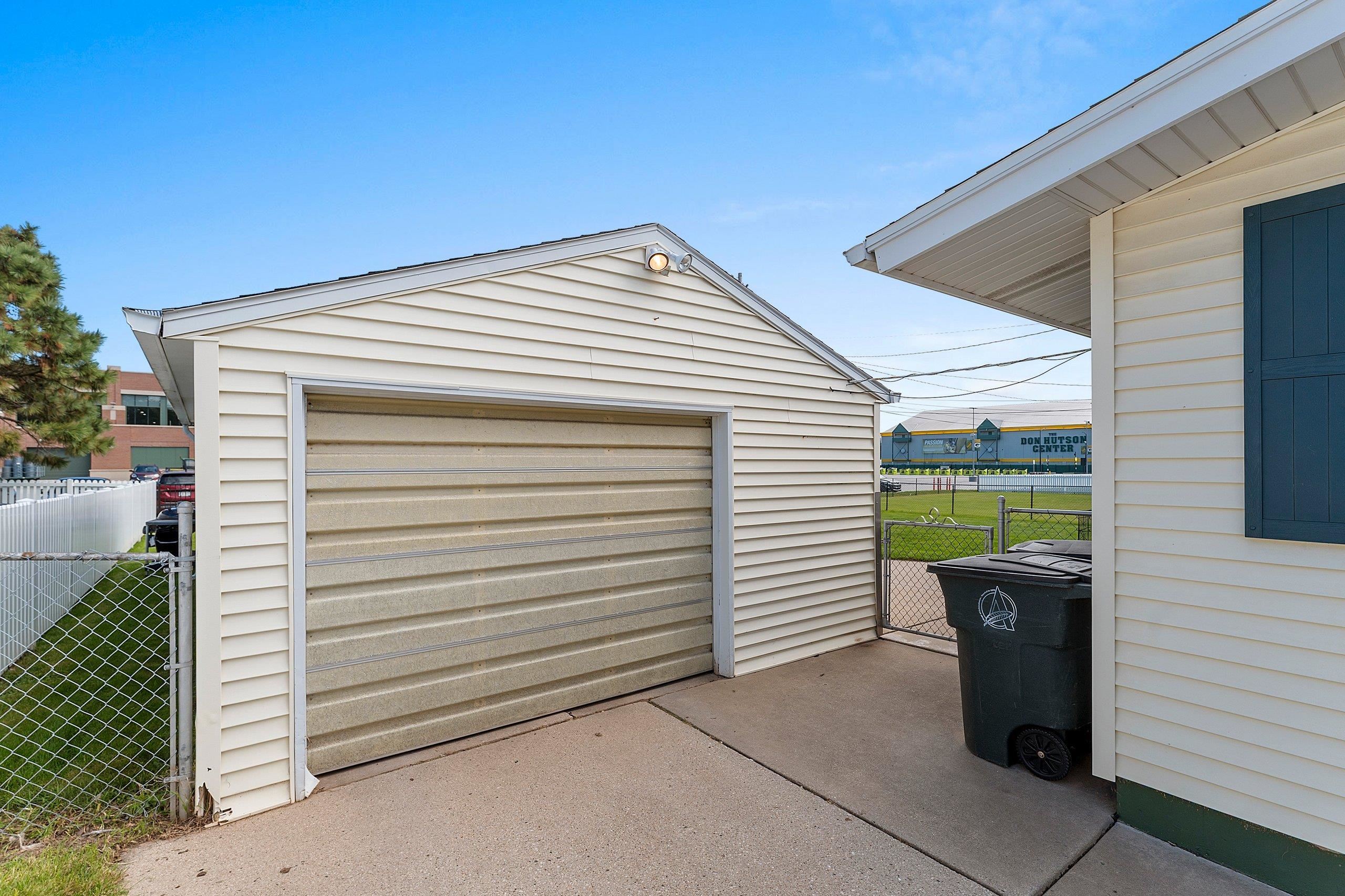 Property photo 36