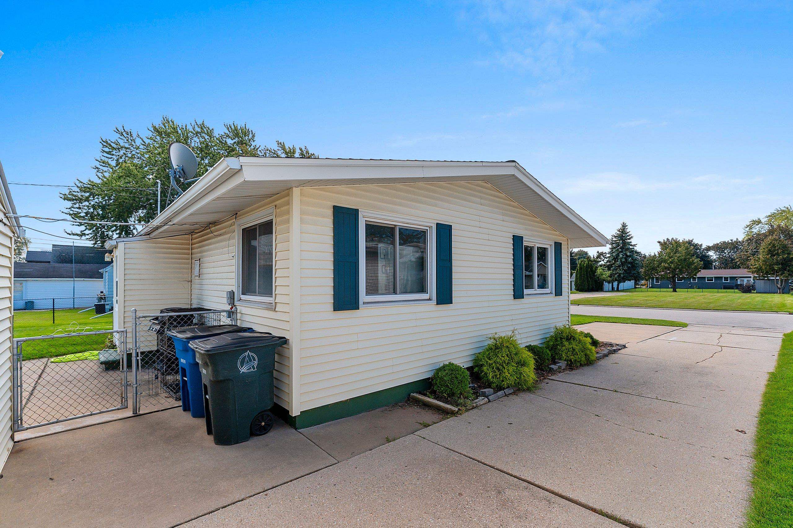 Property photo 37
