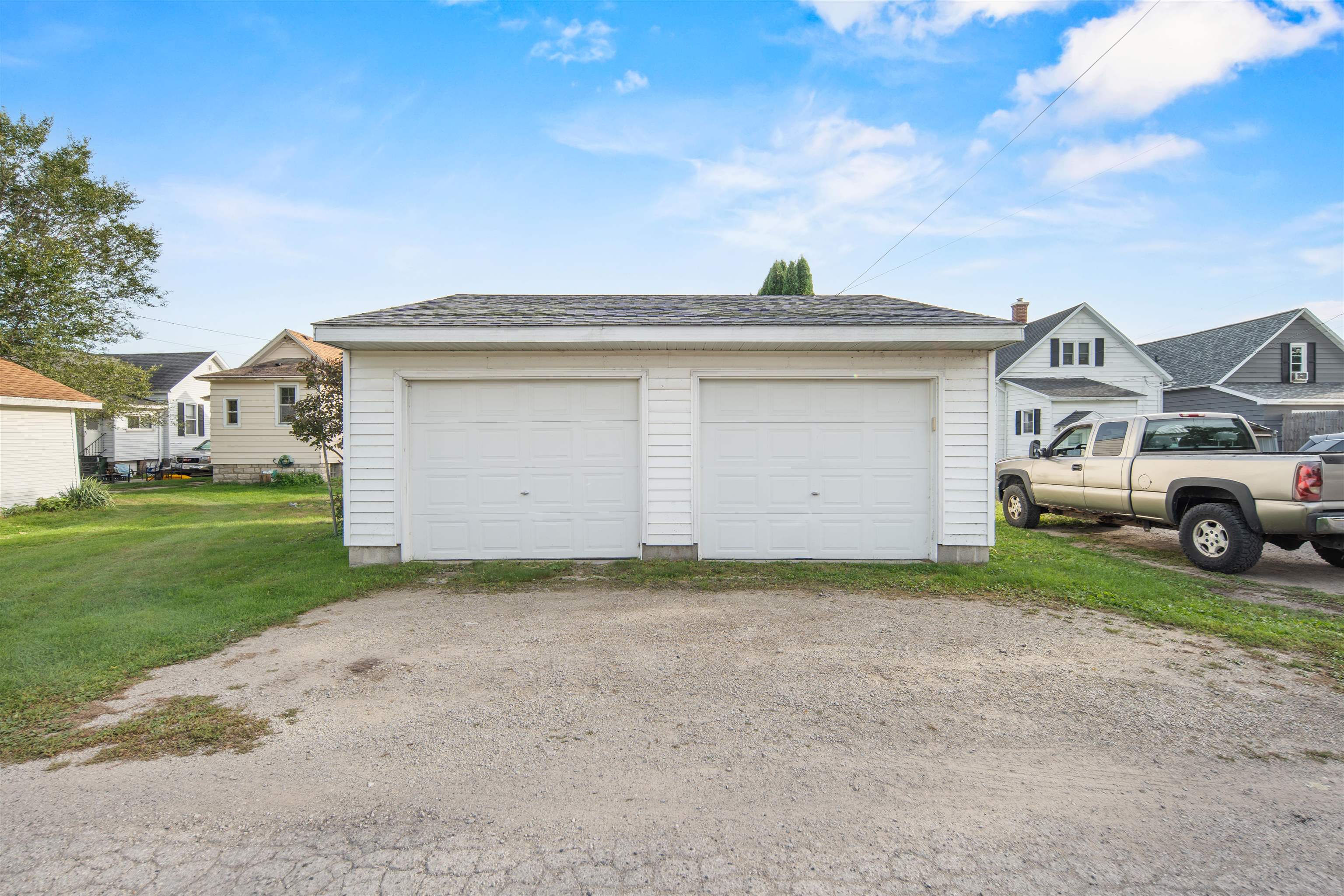 Property photo 32