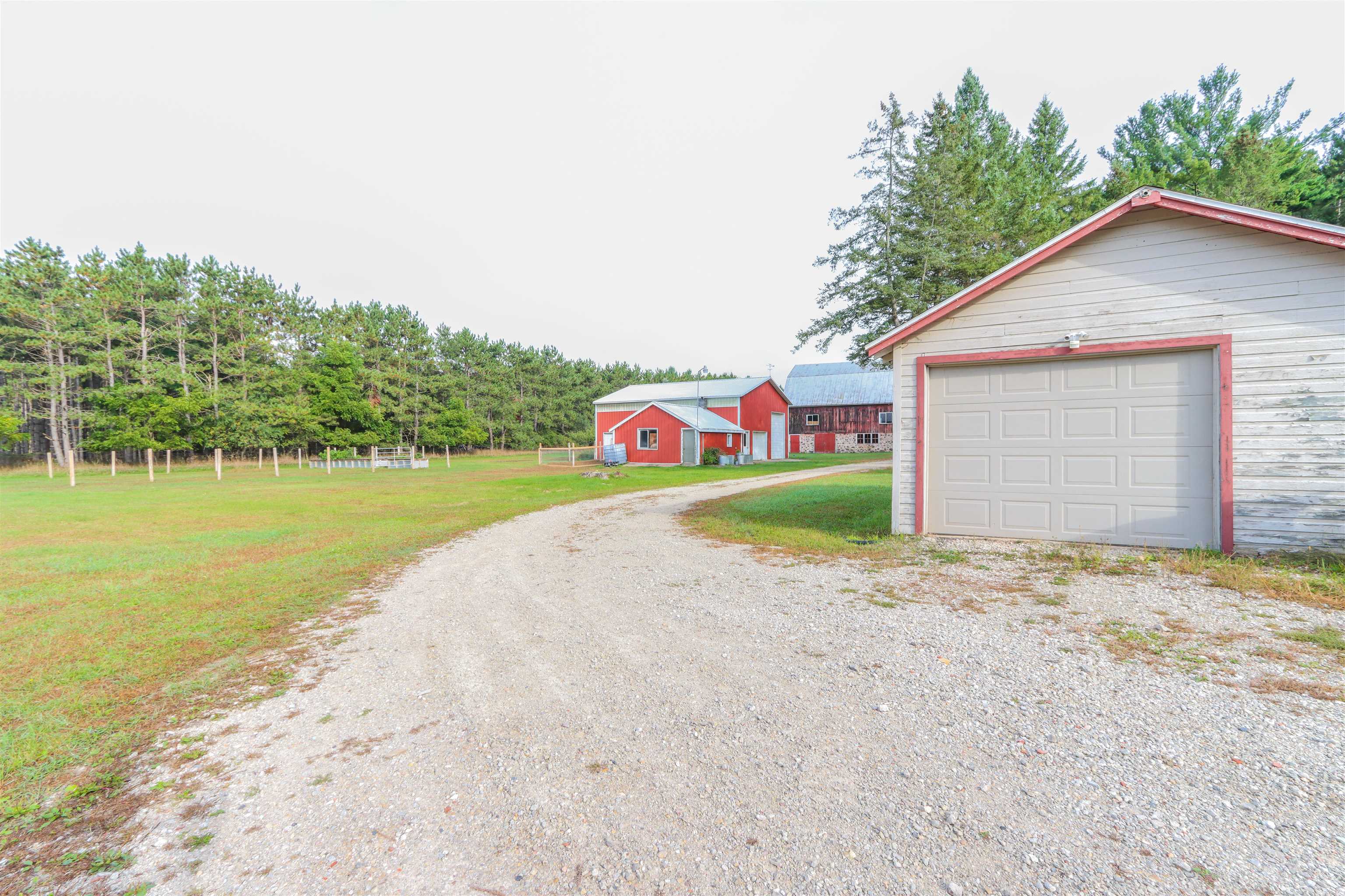 Property photo 37