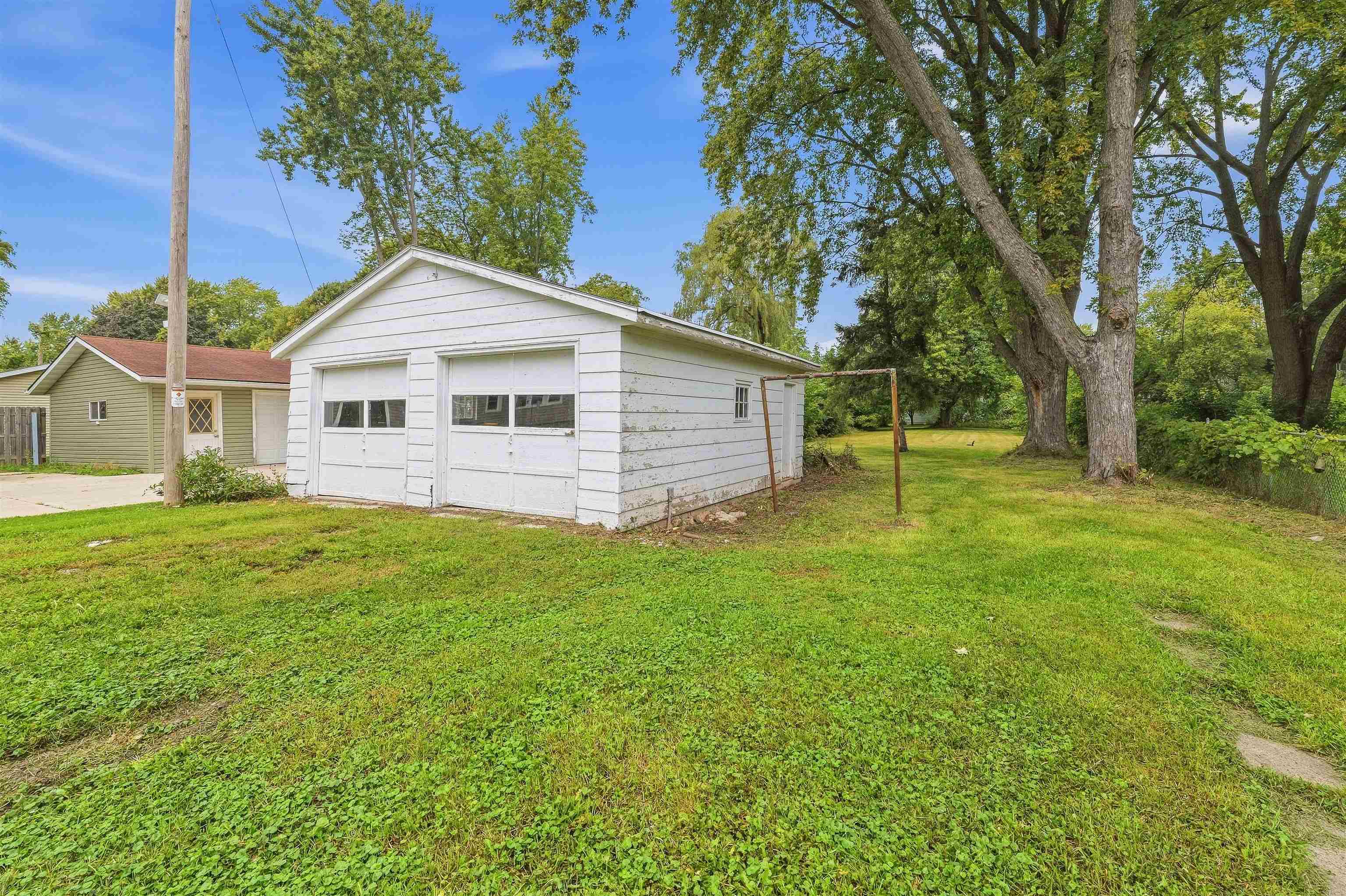 Property photo 32