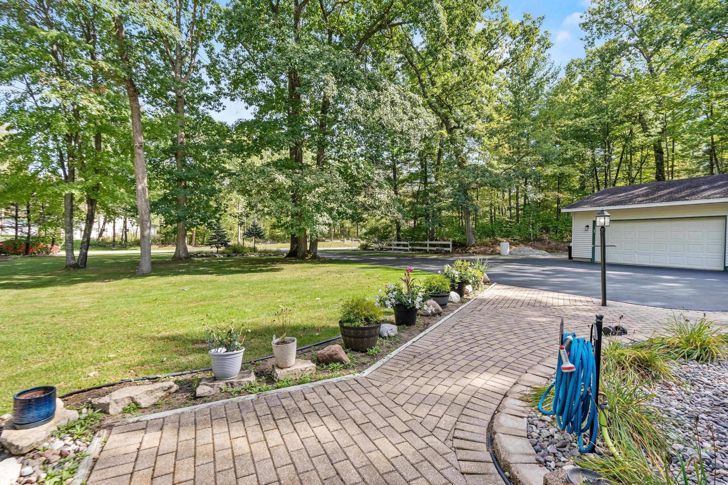 Property photo 44