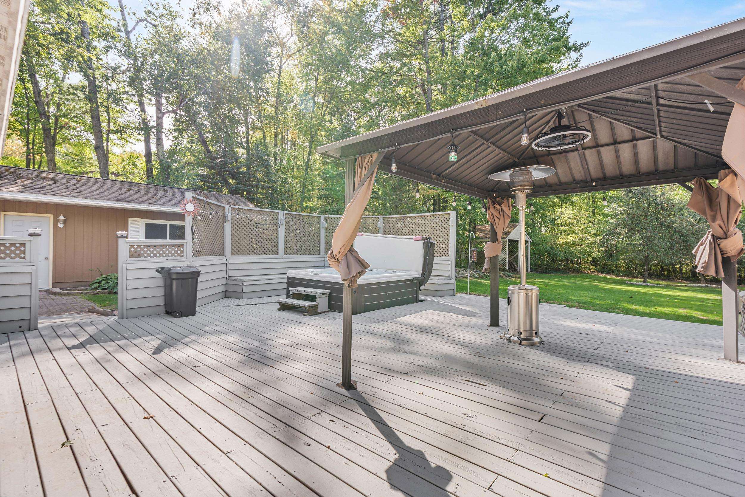 Property photo 63