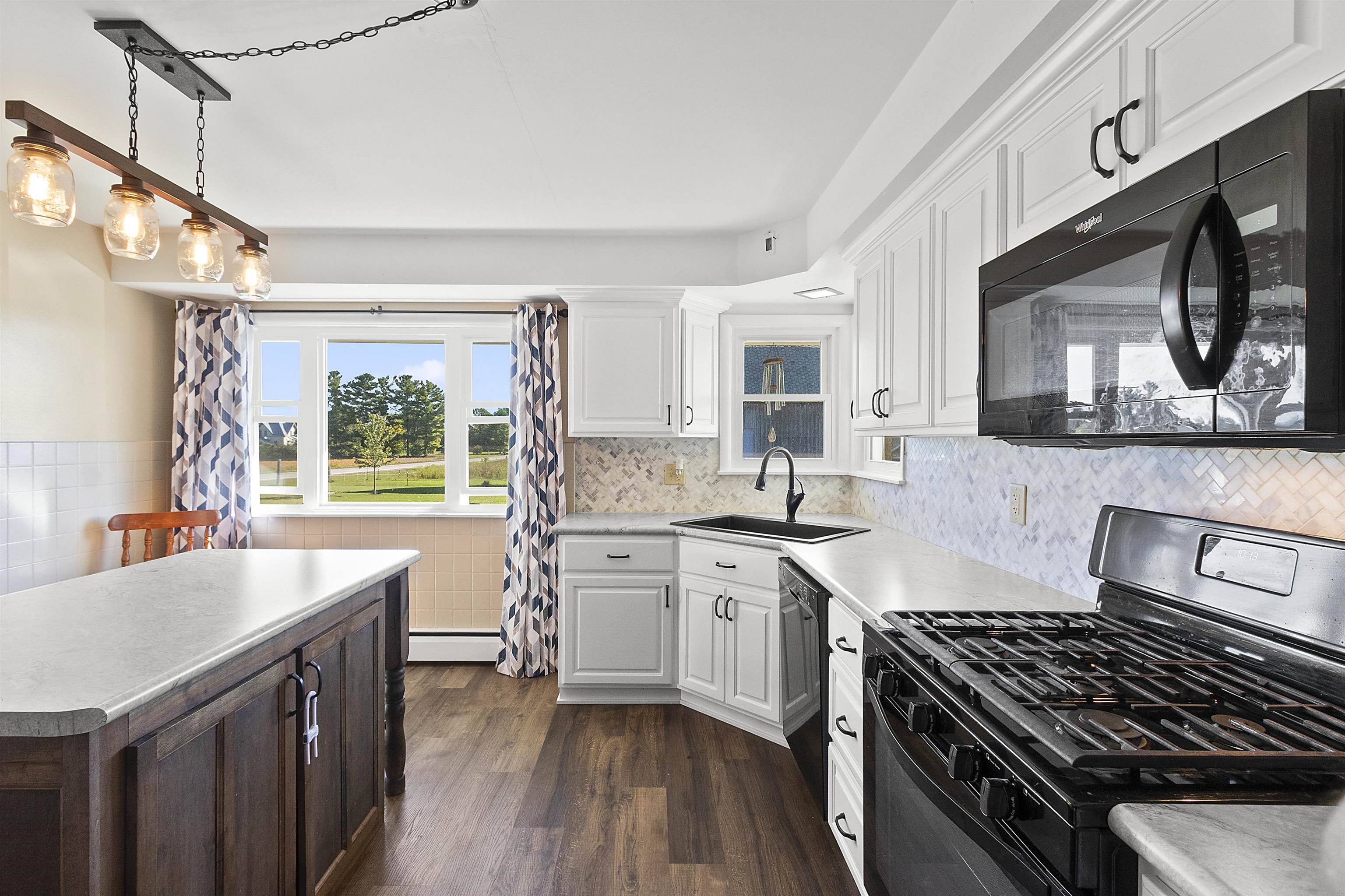 Property photo 40
