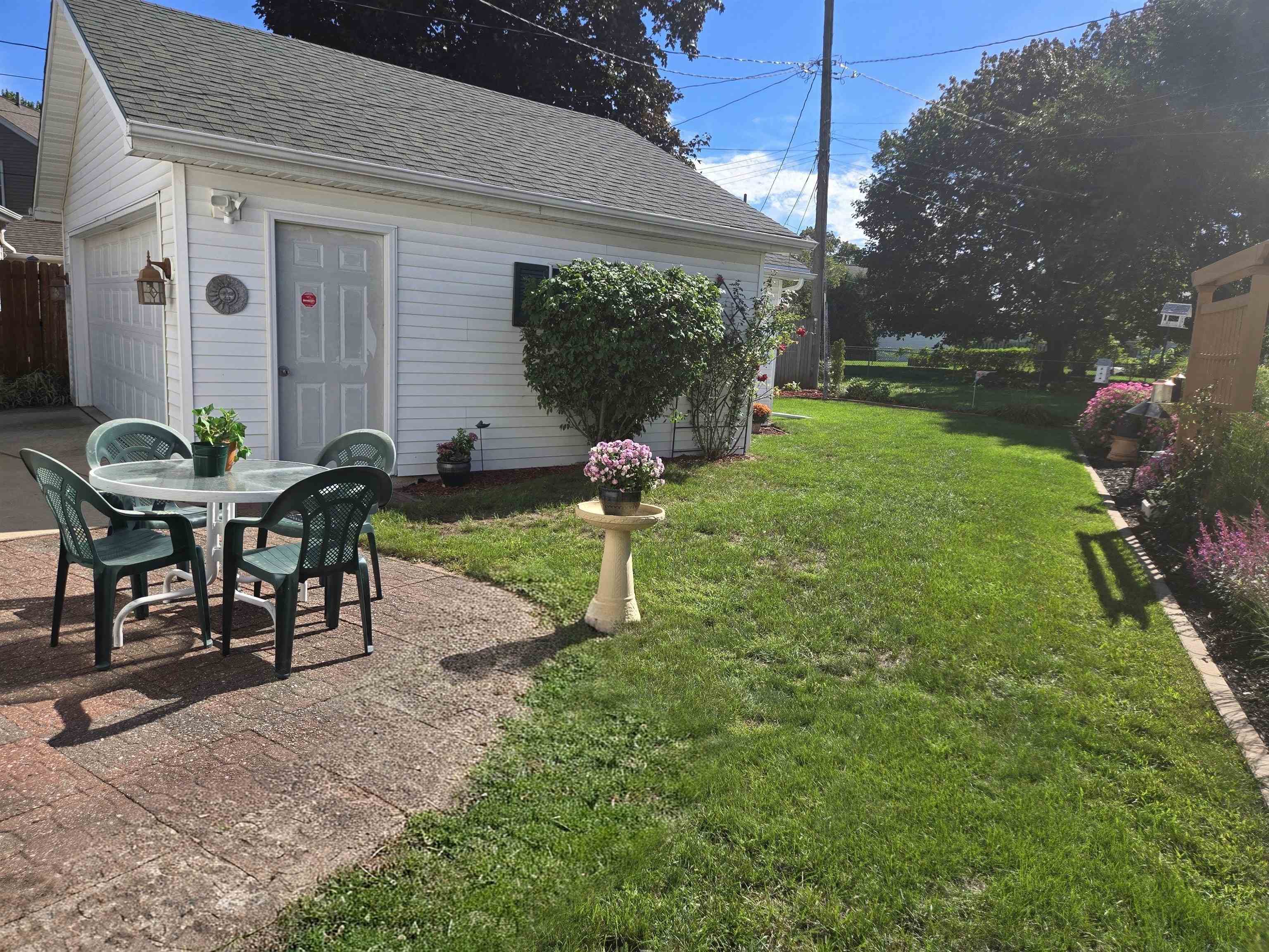 Property photo 28
