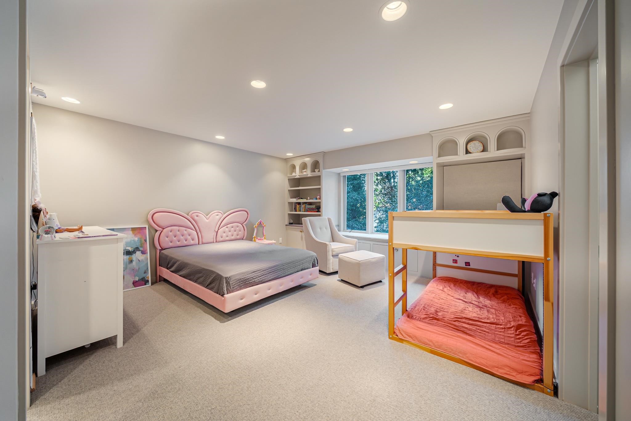 Property photo 50