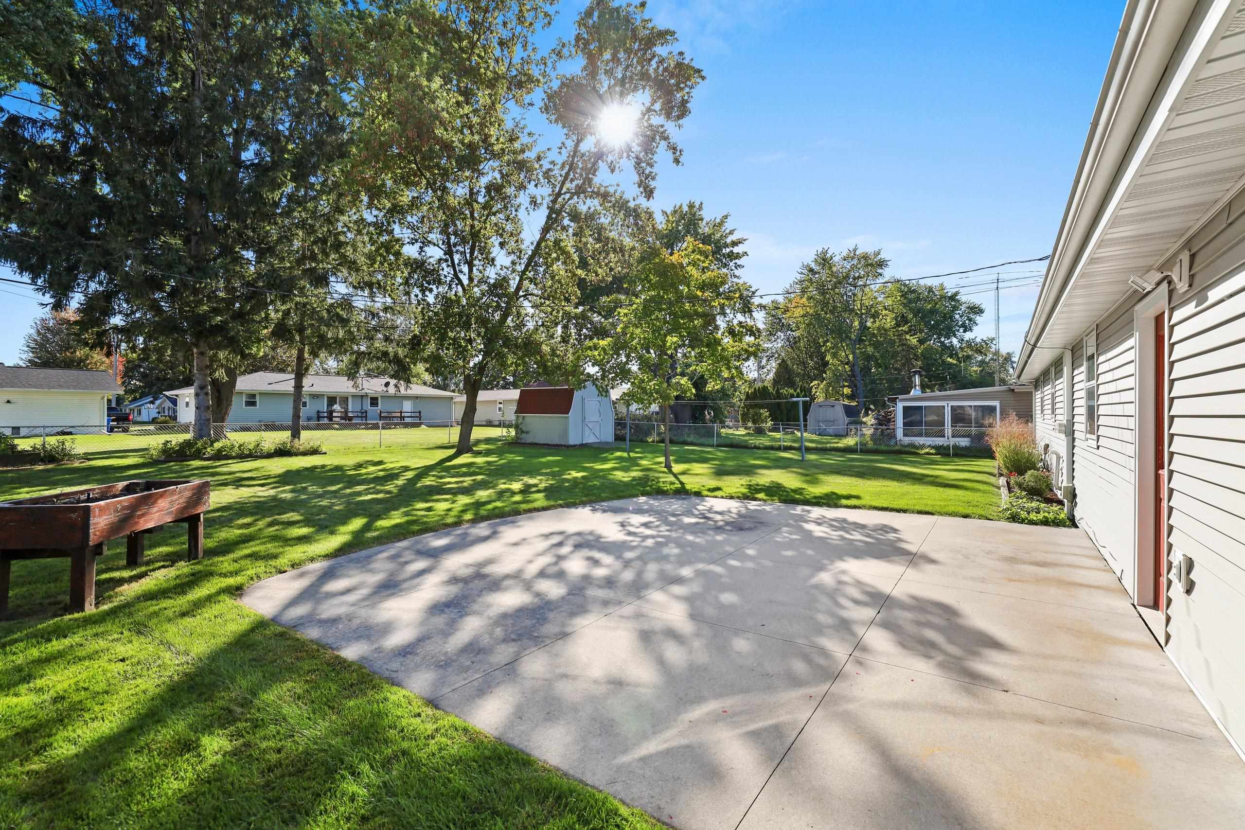 Property photo 28
