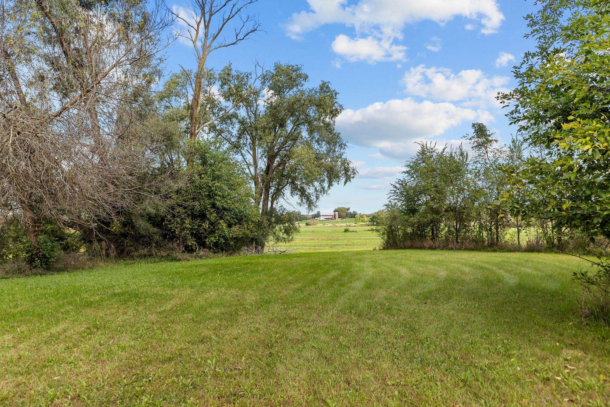 Property photo 33