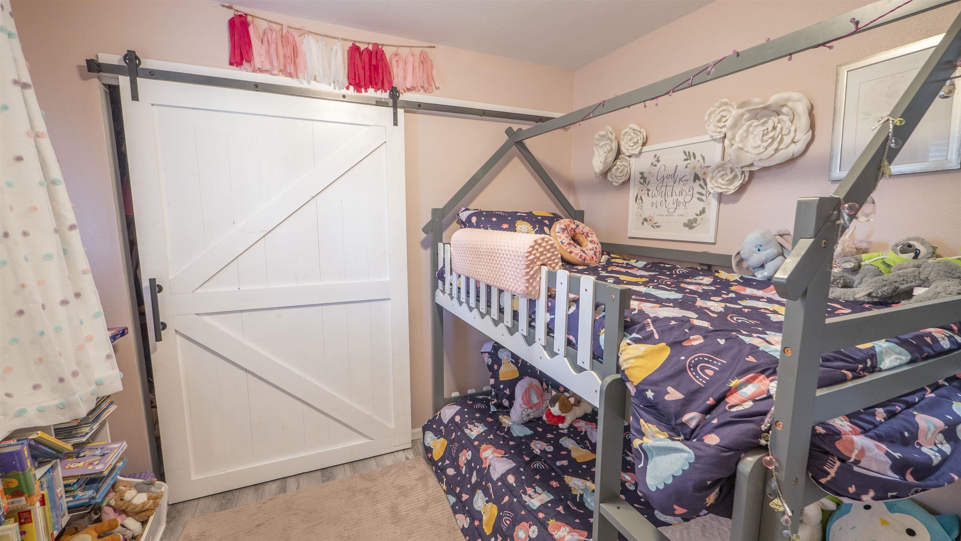 Property photo 36
