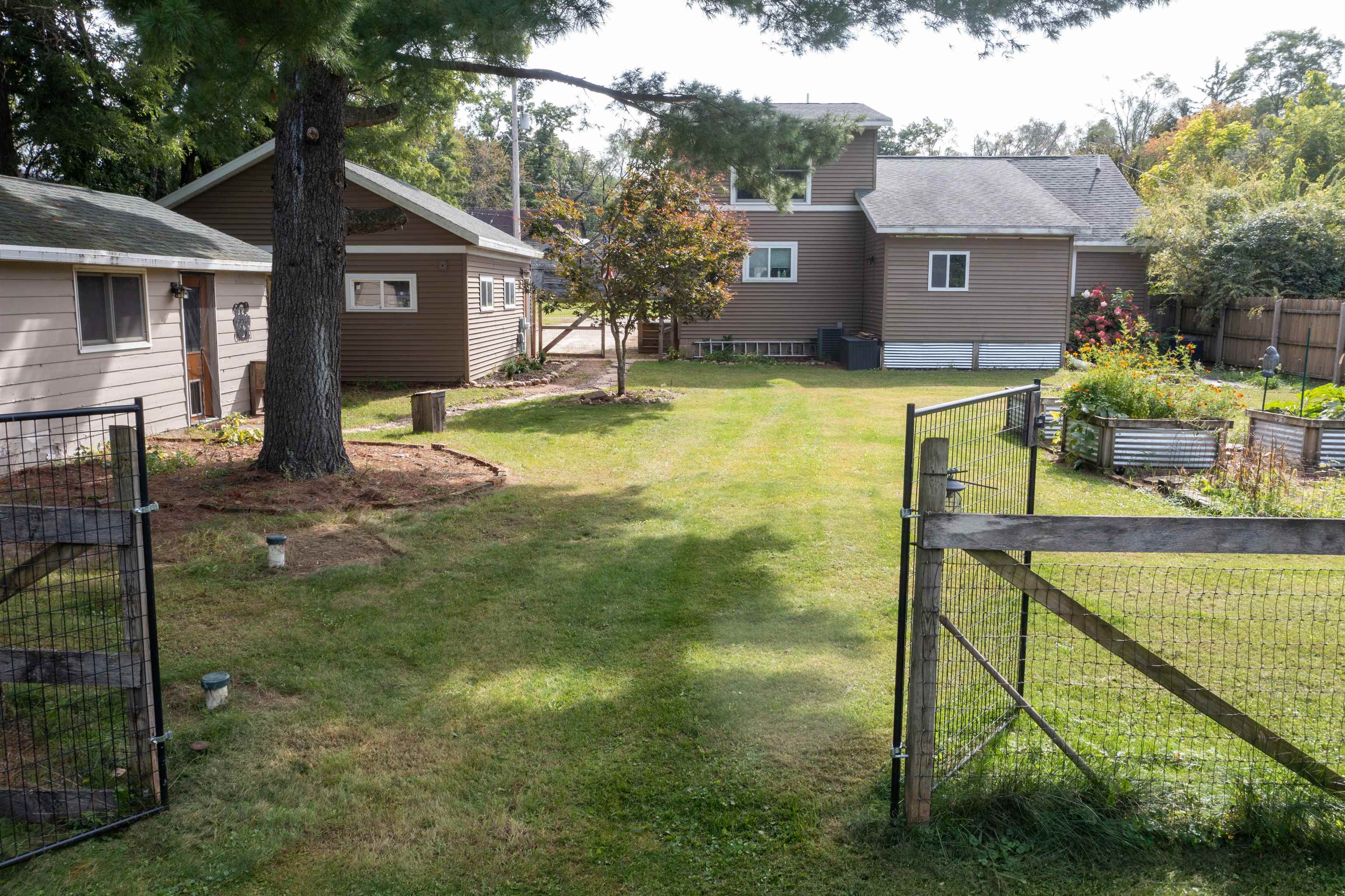 Property photo 48