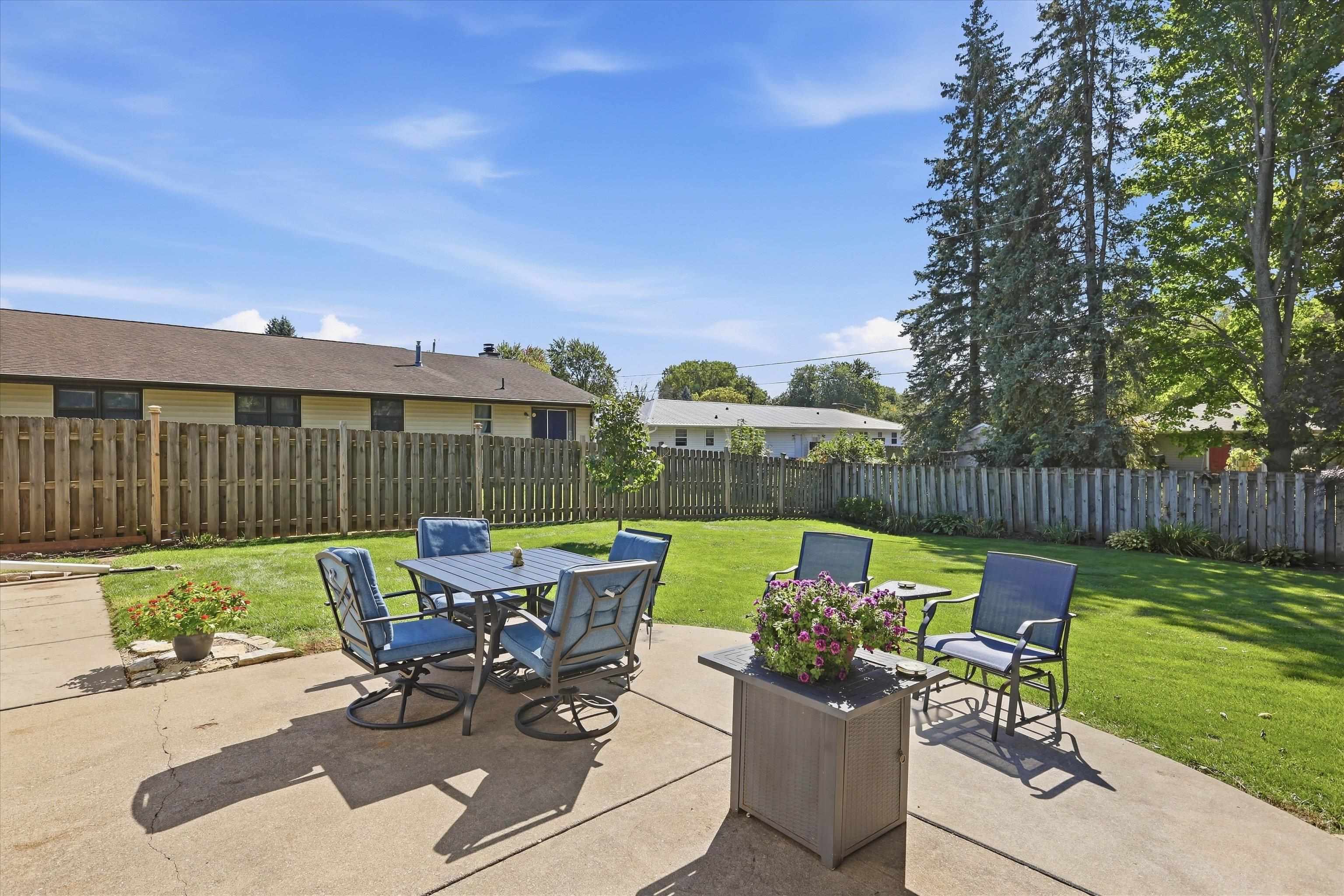 Property photo 24
