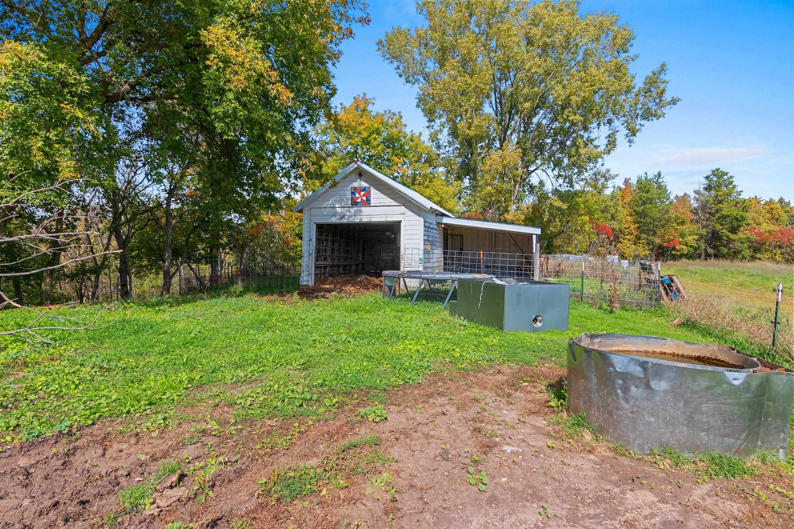 Property photo 38