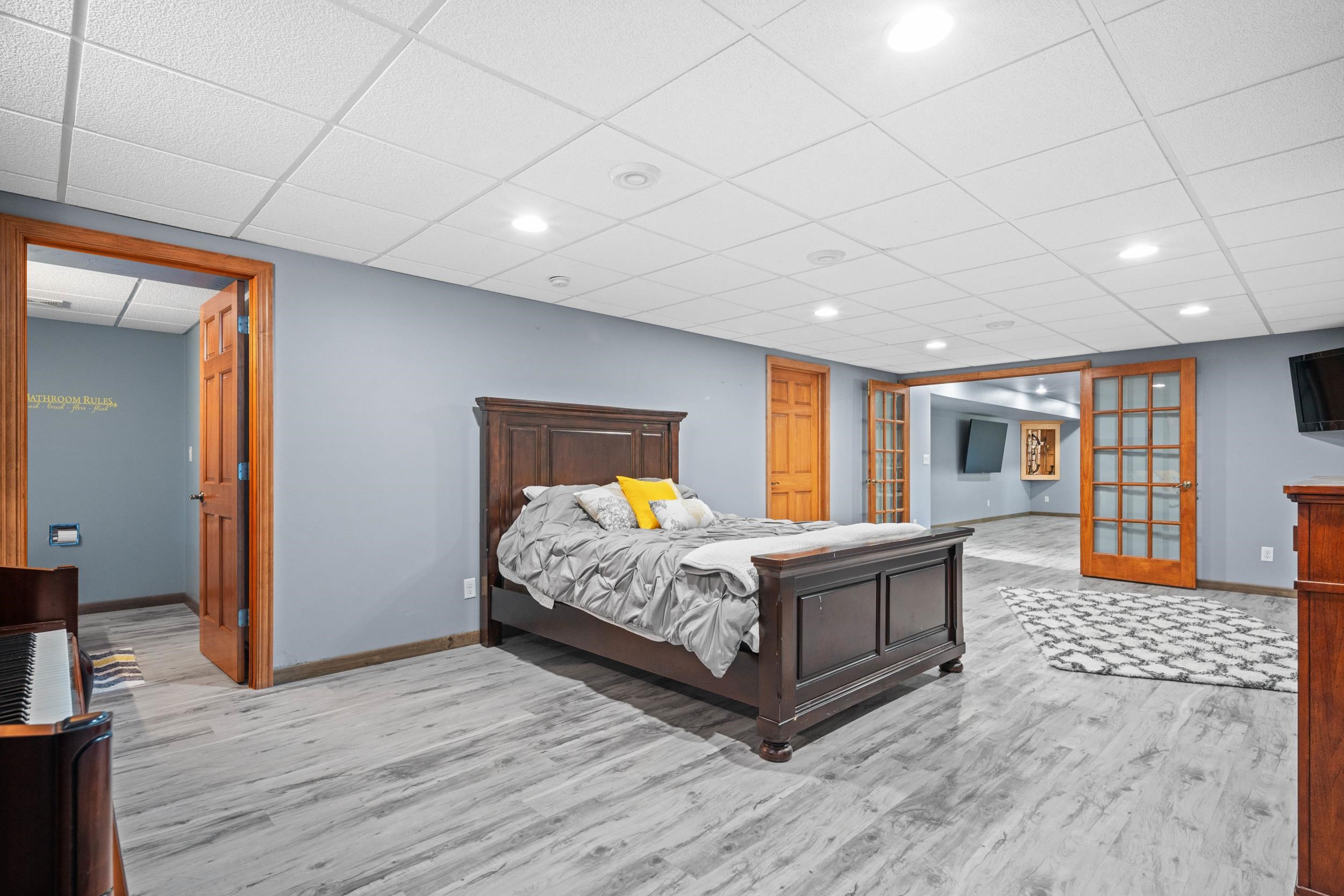 Property photo 32