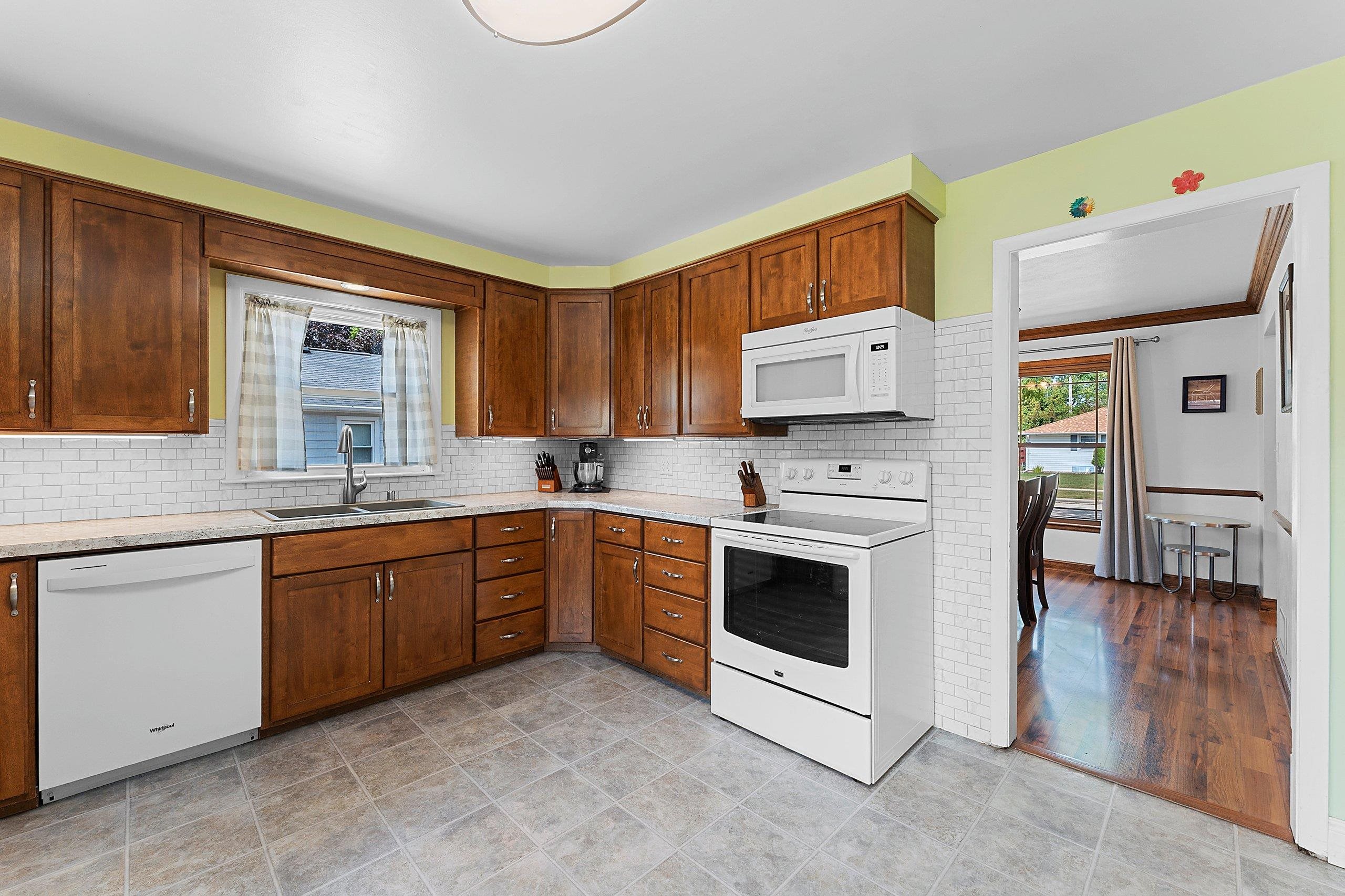 Property photo 23