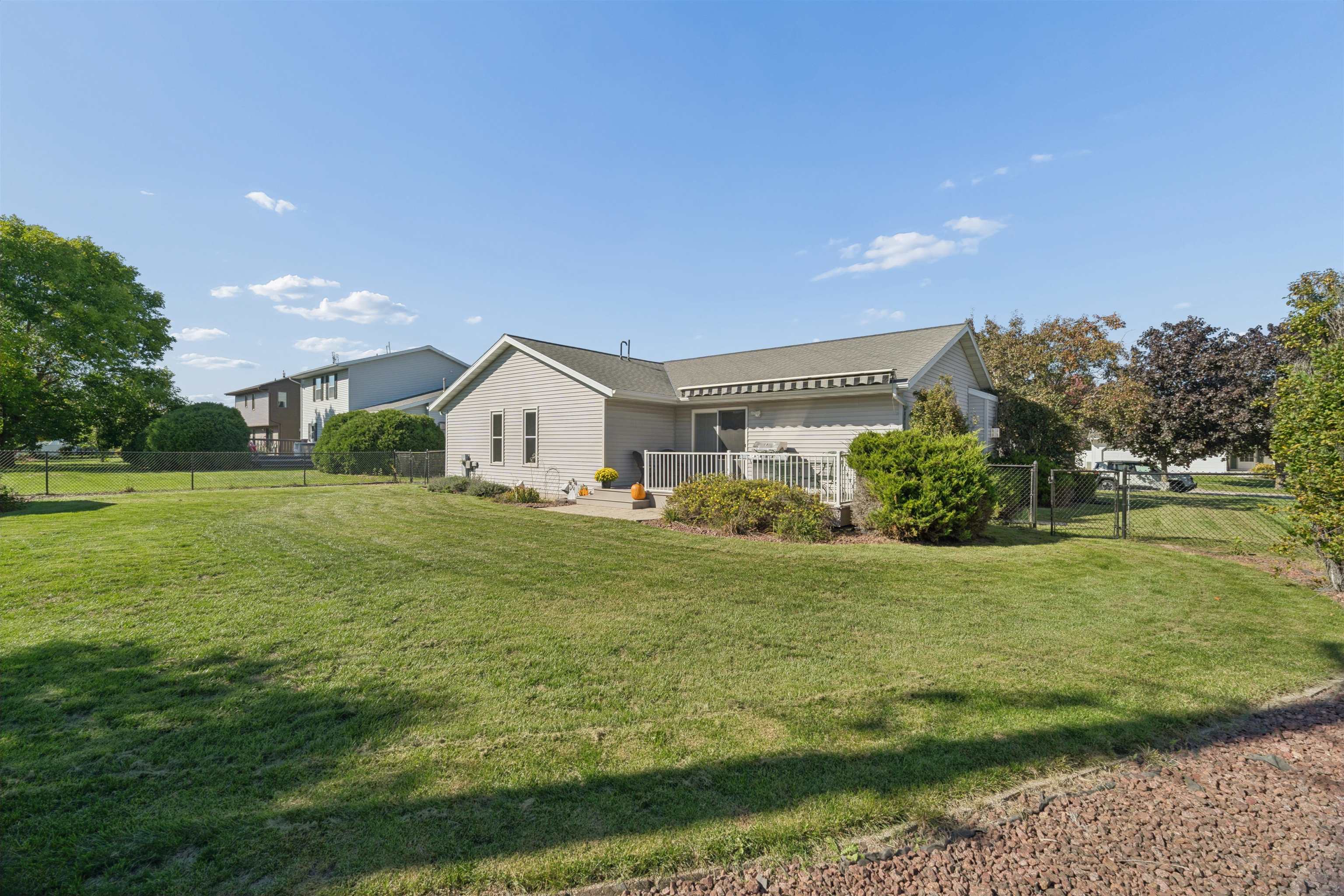 Property photo 25