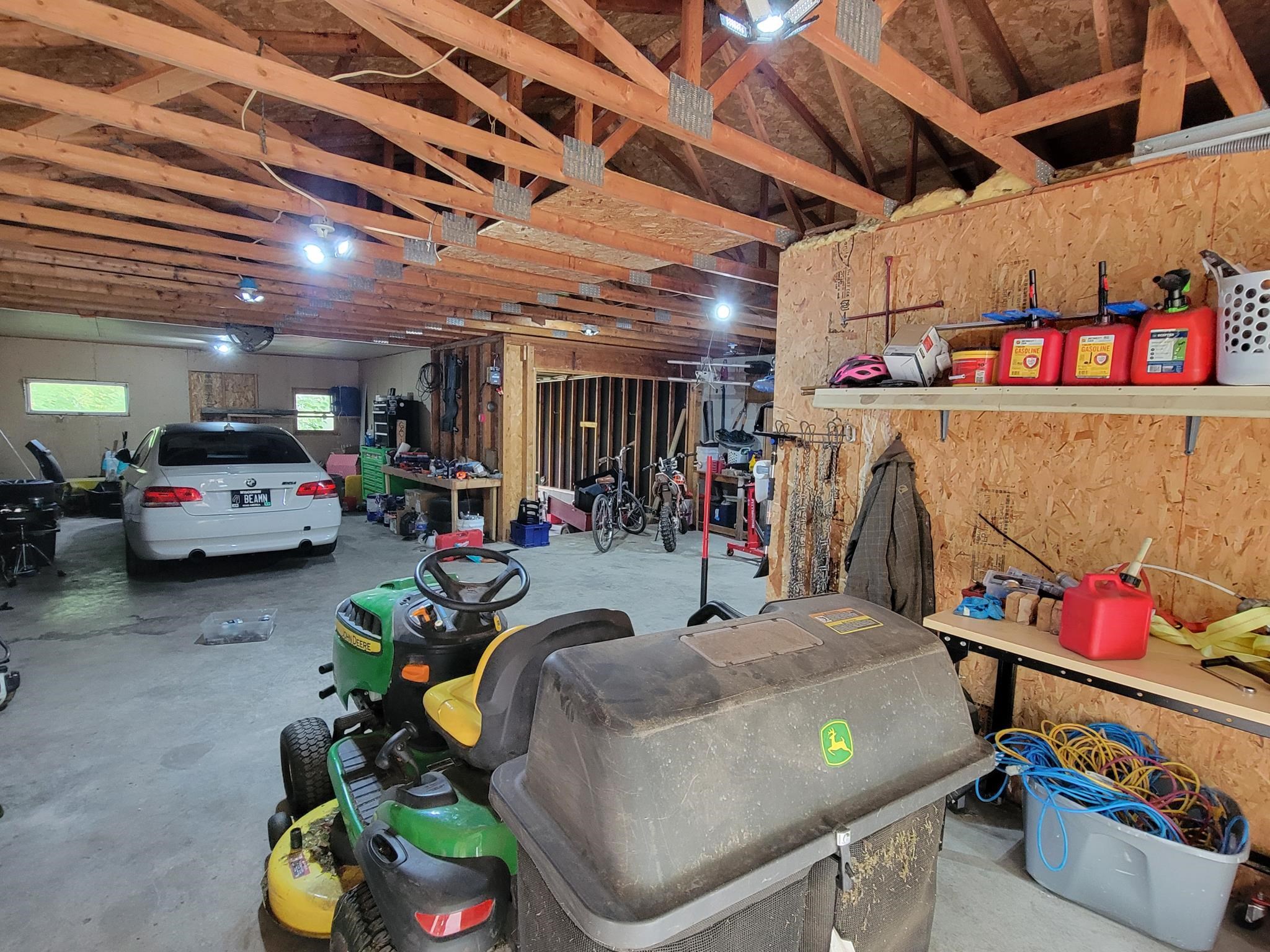 Property photo 35