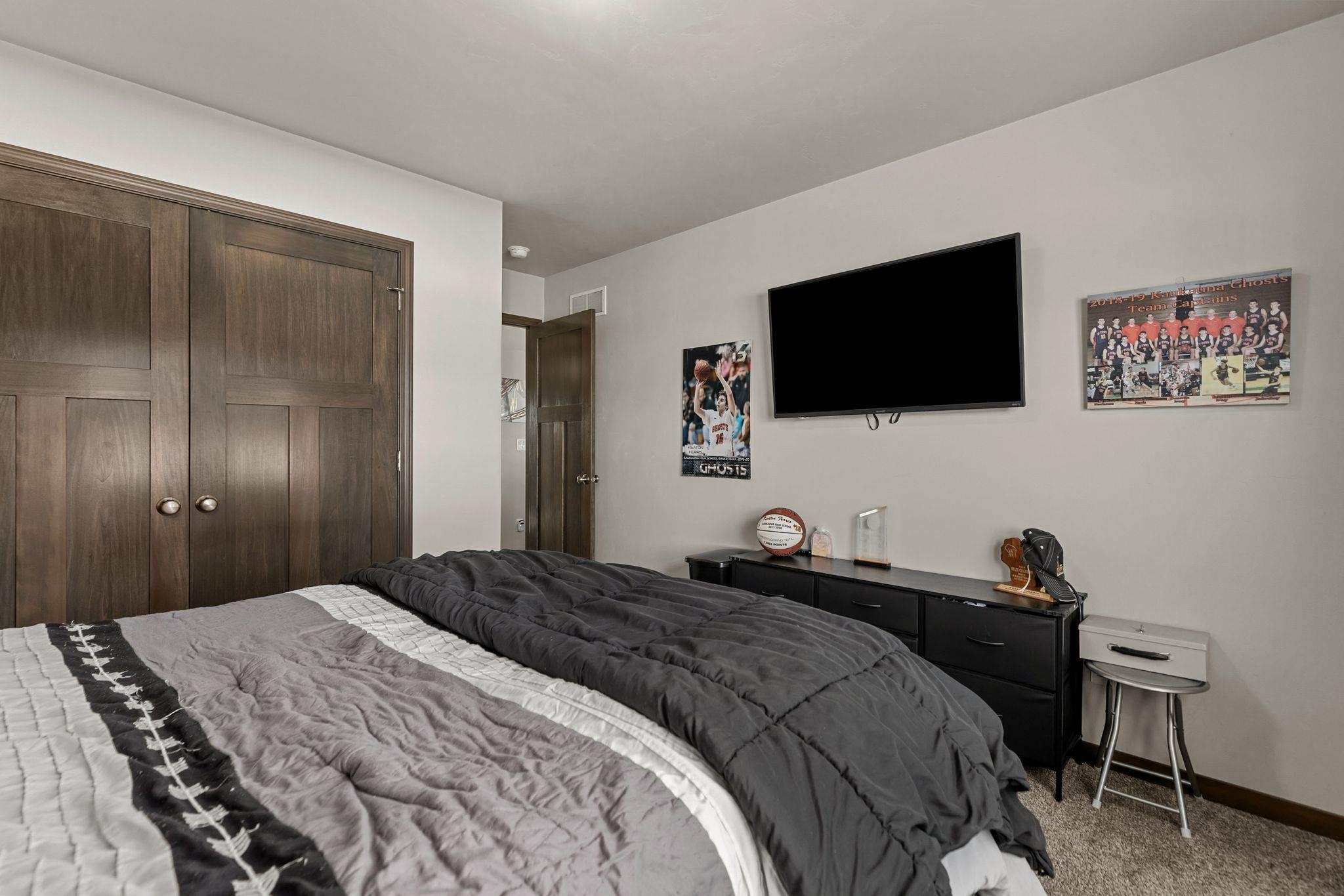 Property photo 33