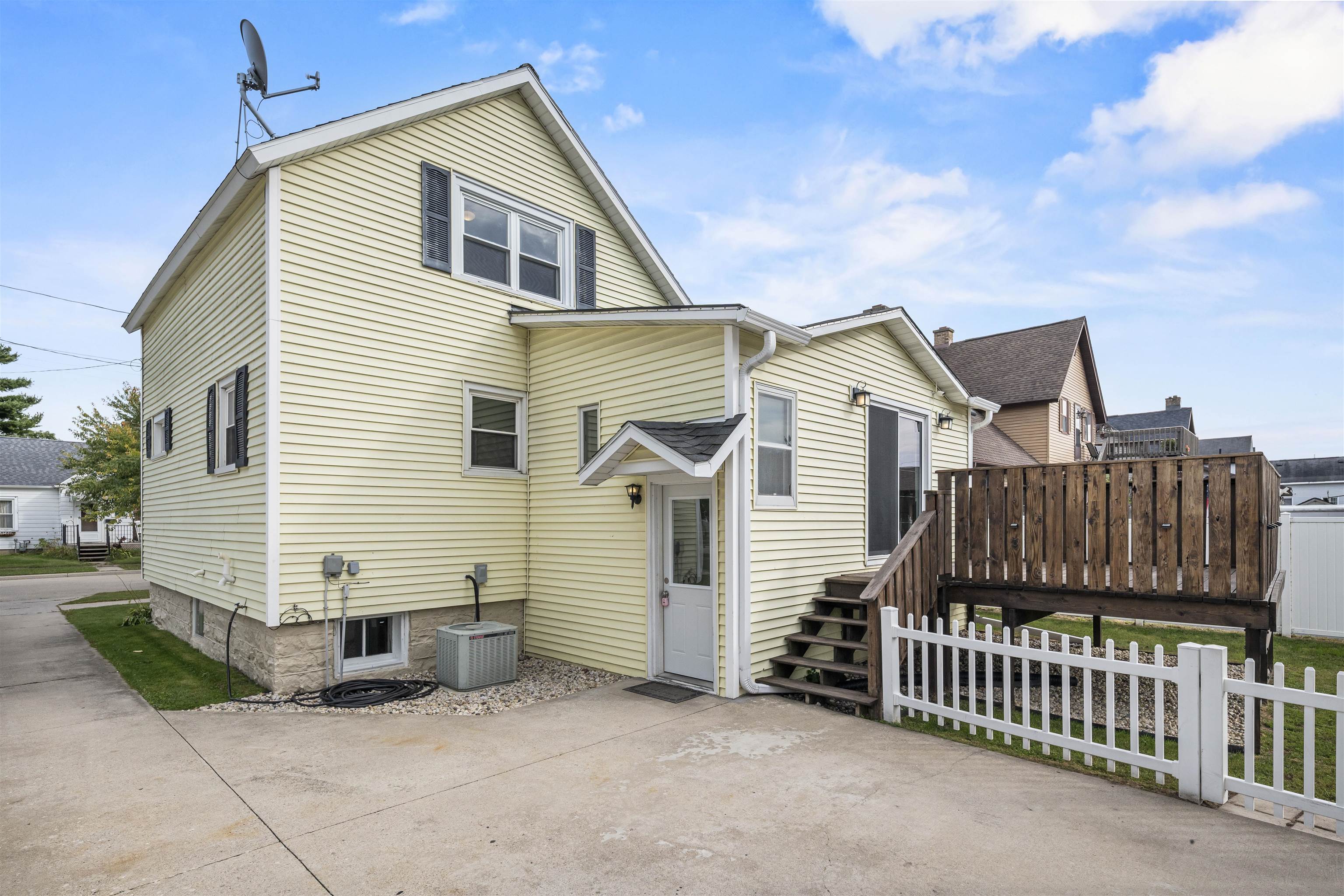 Property photo 44