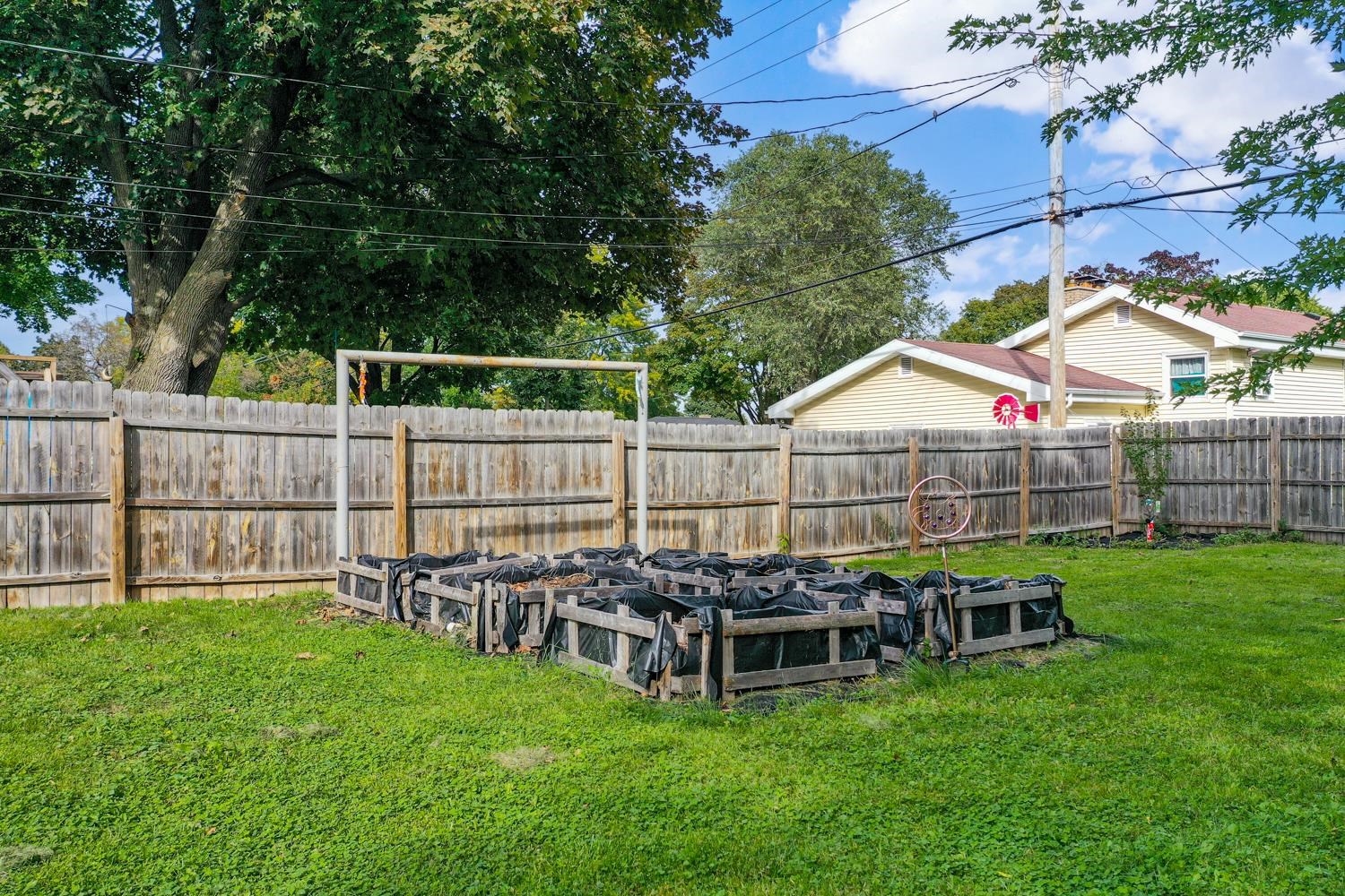 Property photo 28