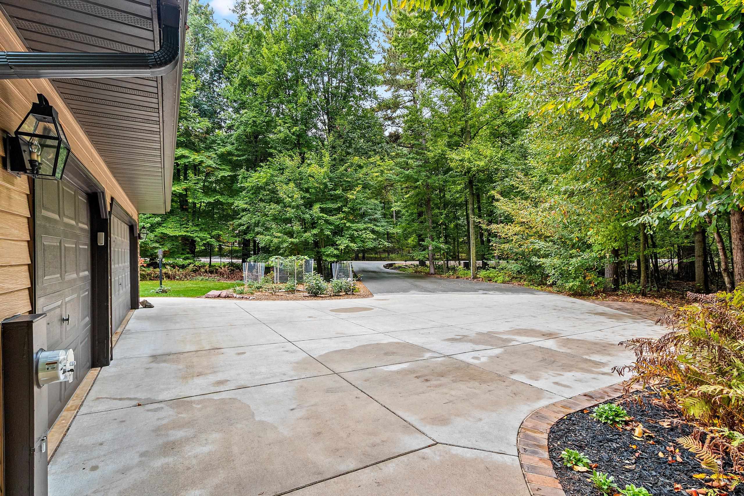 Property photo 78