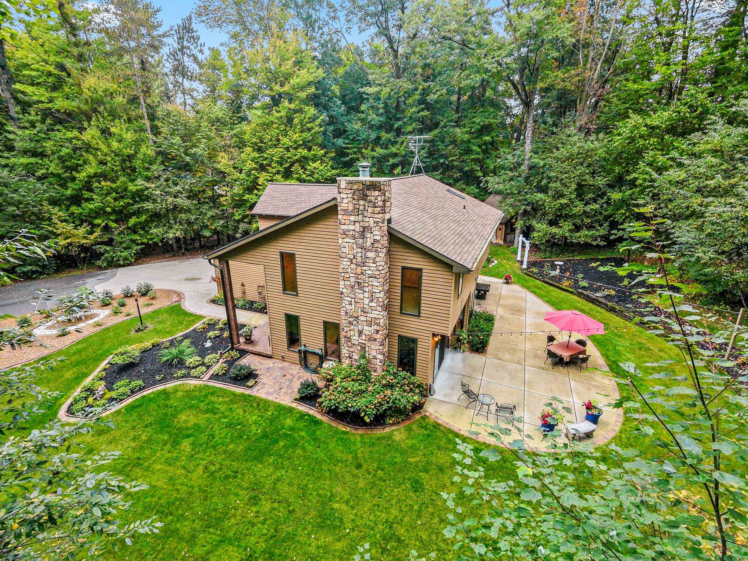 Property photo 88