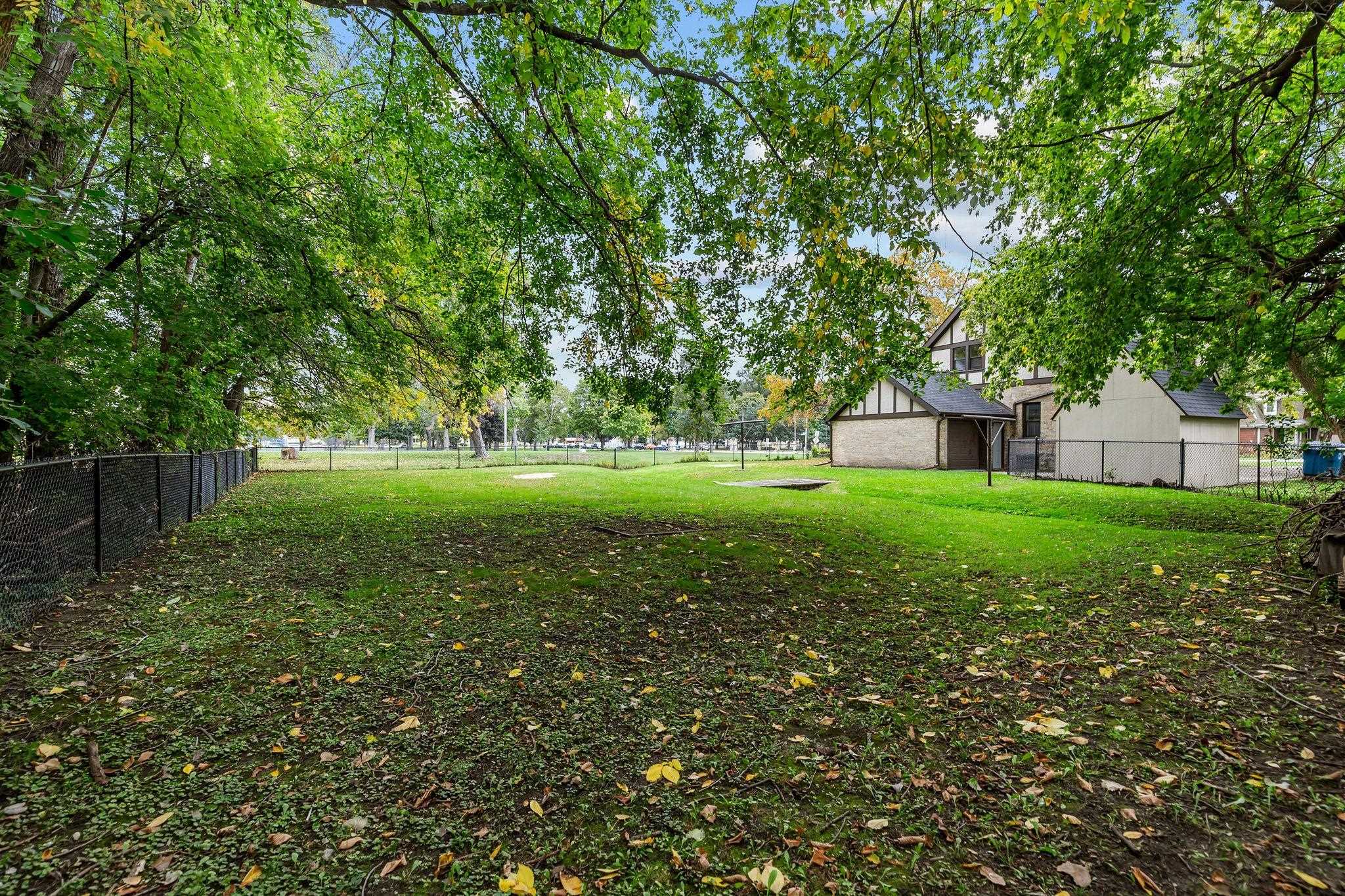 Property photo 65