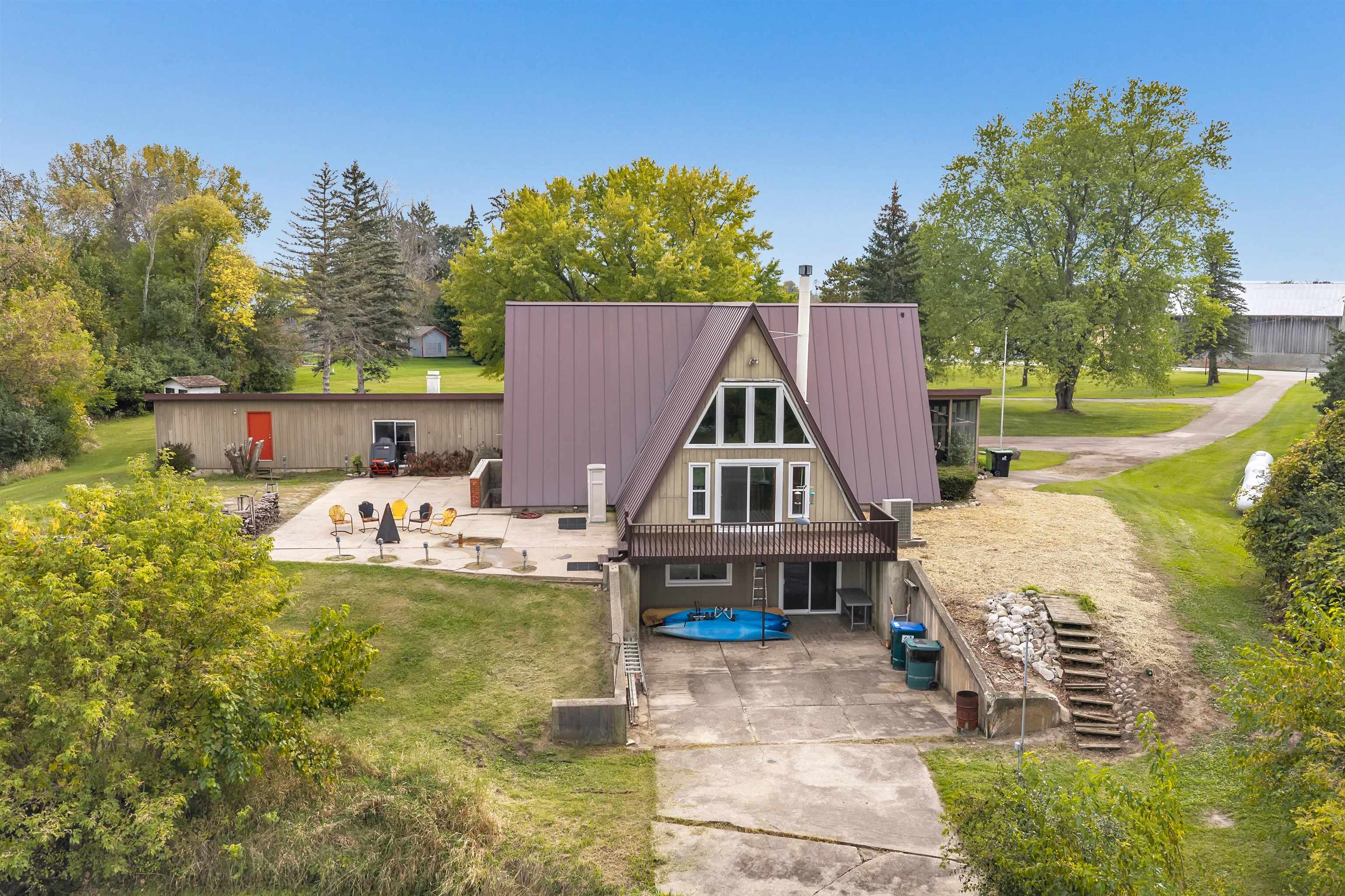 Property photo 38
