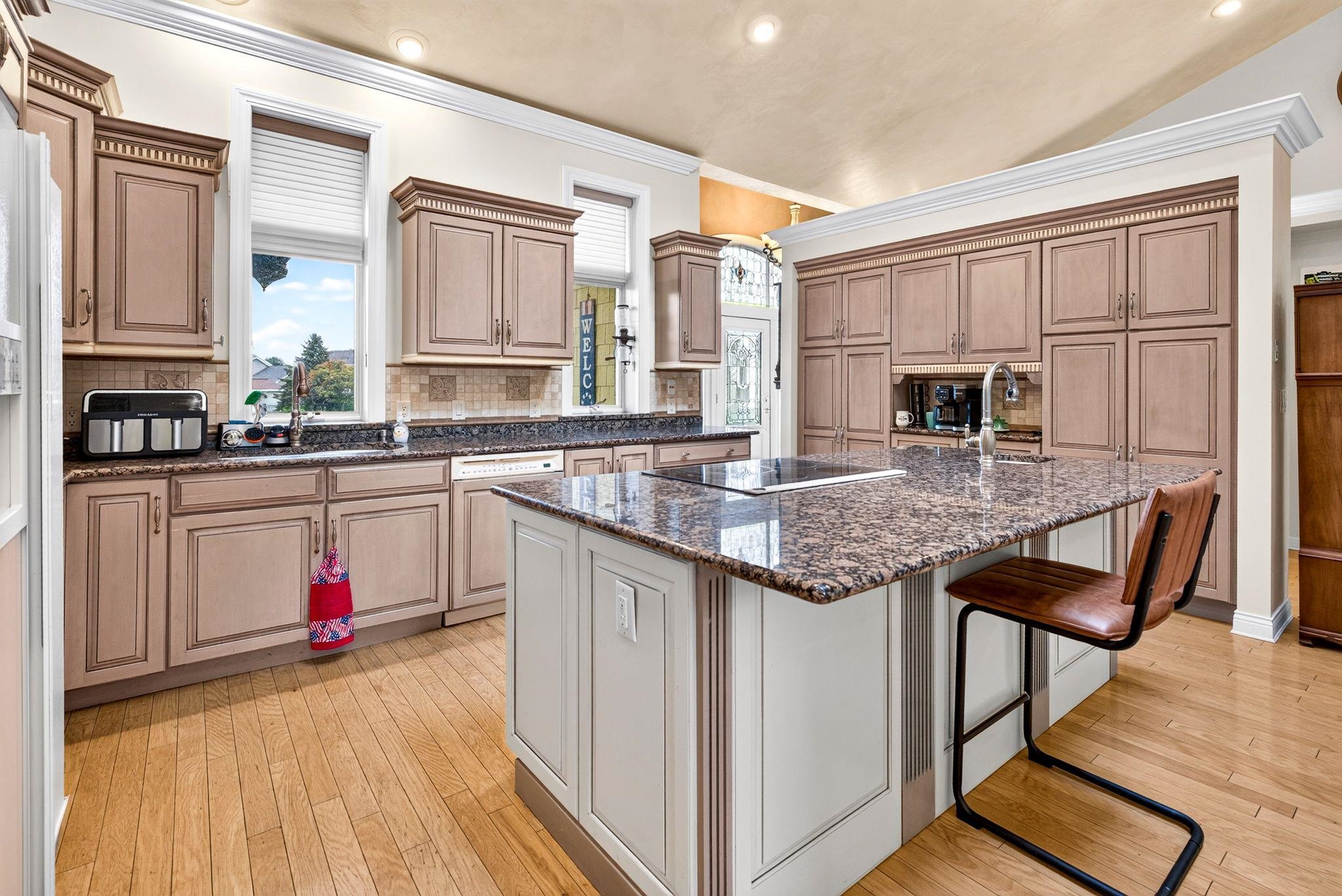 Property photo 31