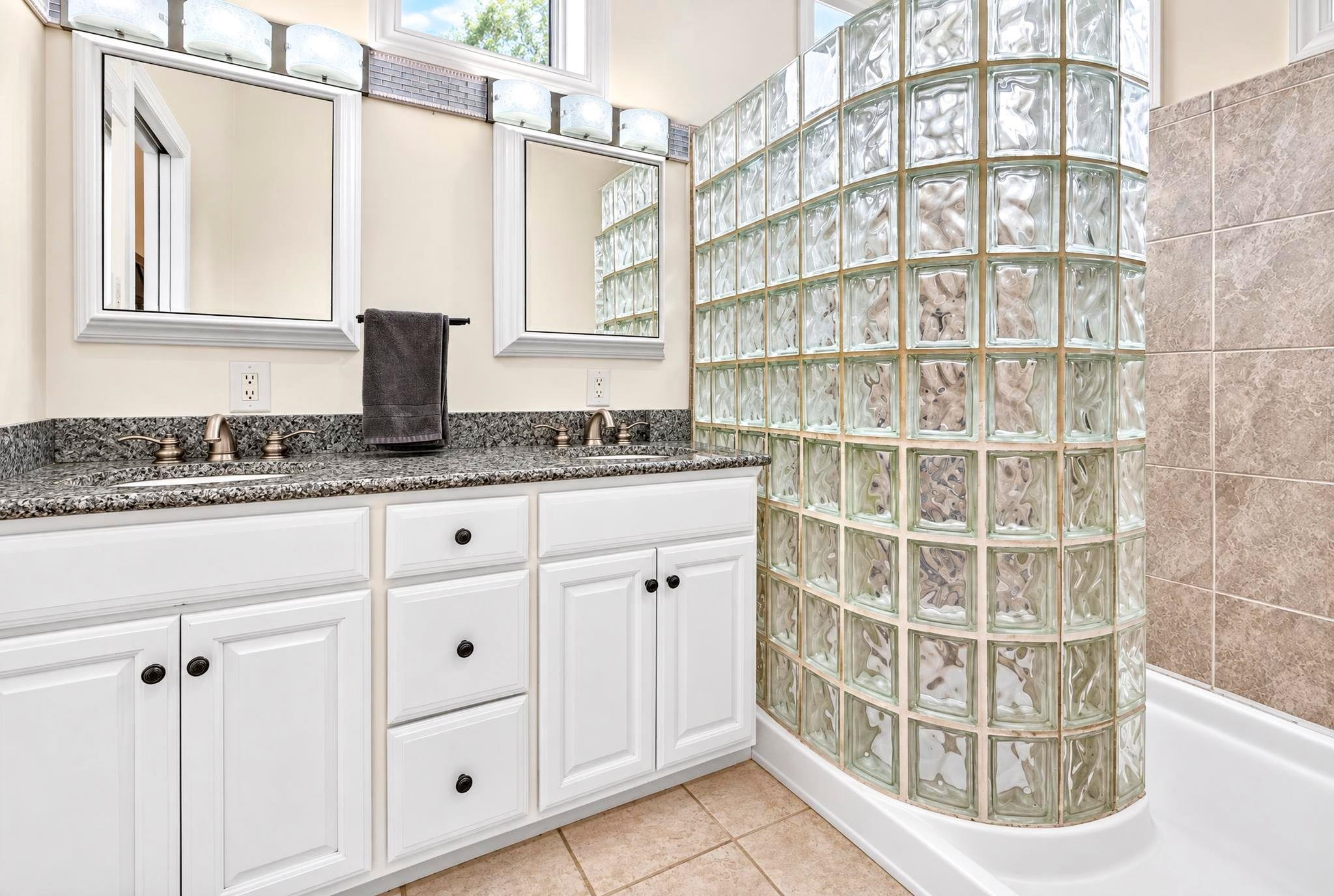 Property photo 46
