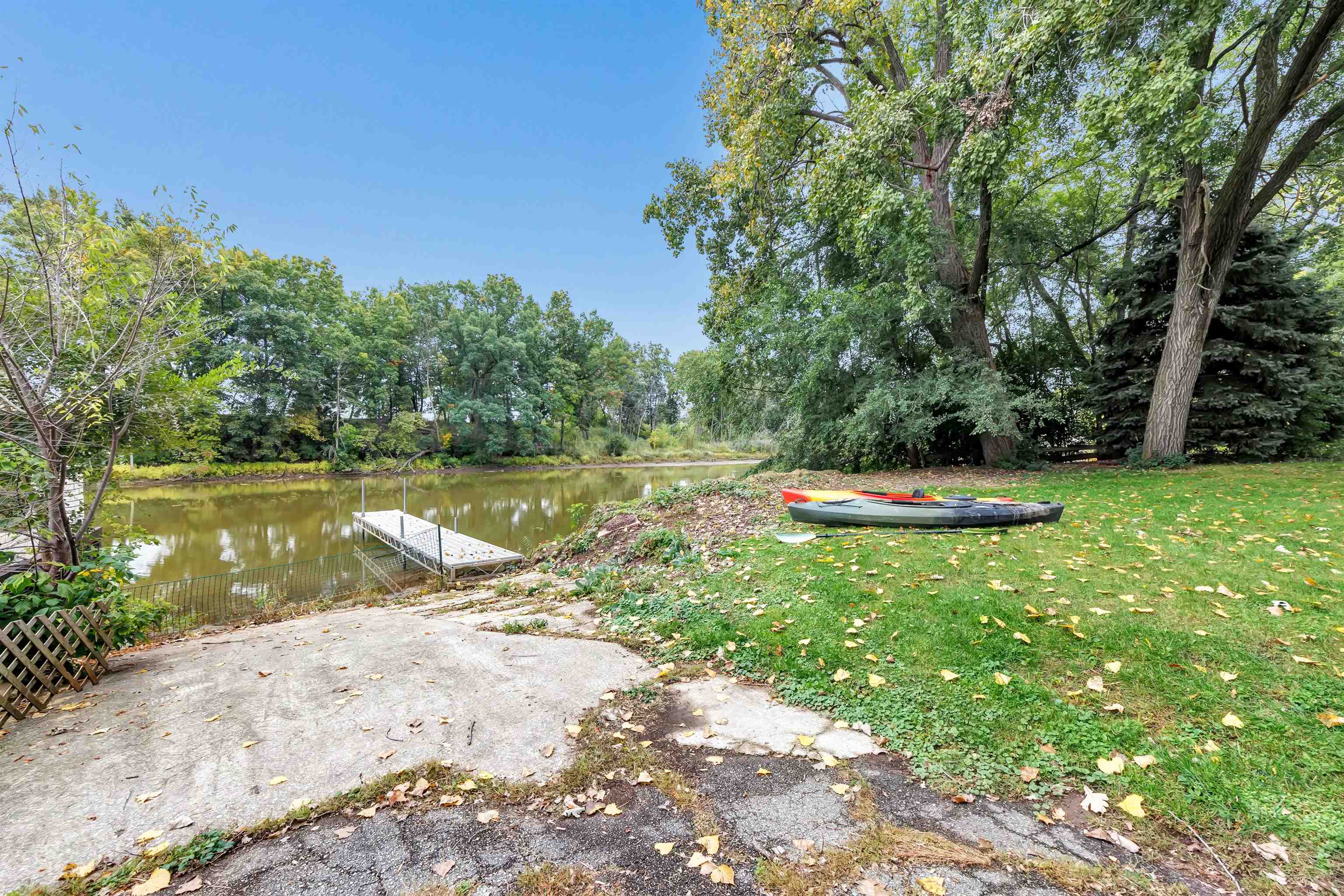 Property photo 40