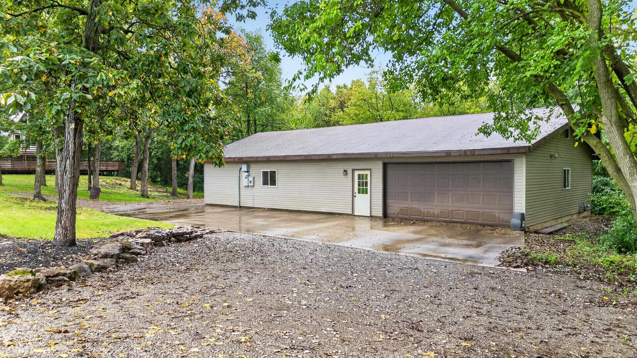 Property photo 38
