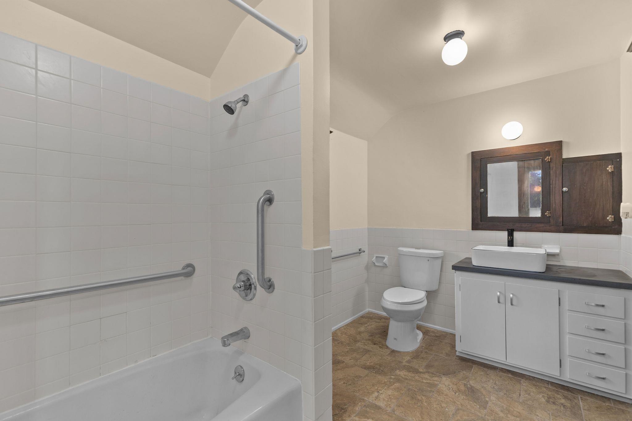 Property photo 28
