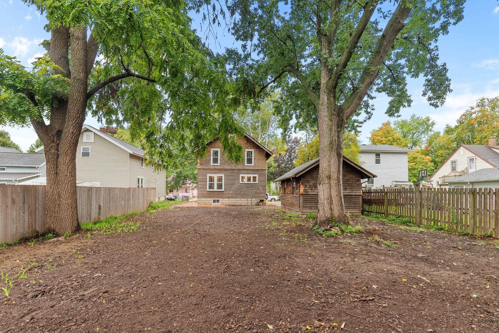 Property photo 38