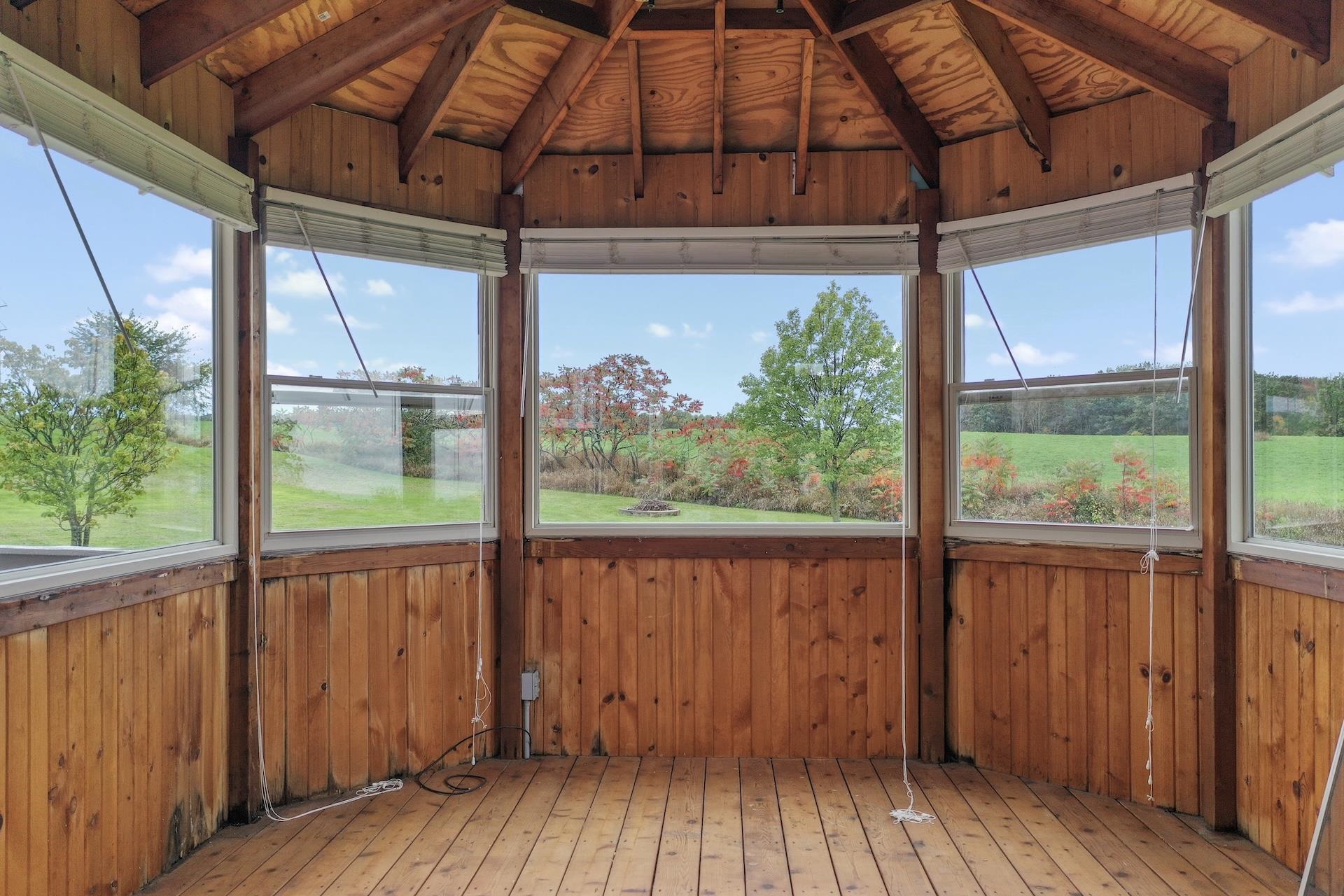 Property photo 63
