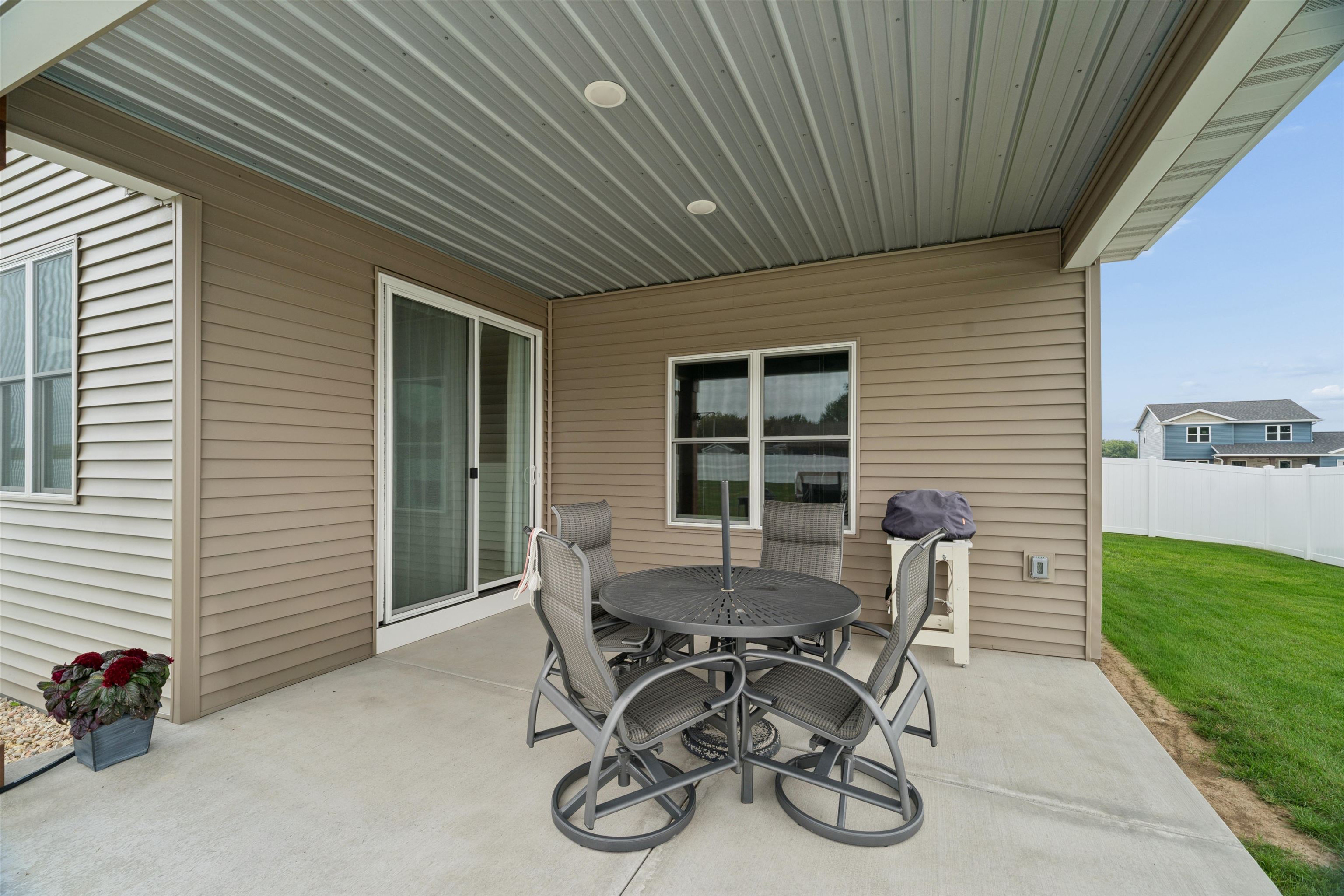 Property photo 28