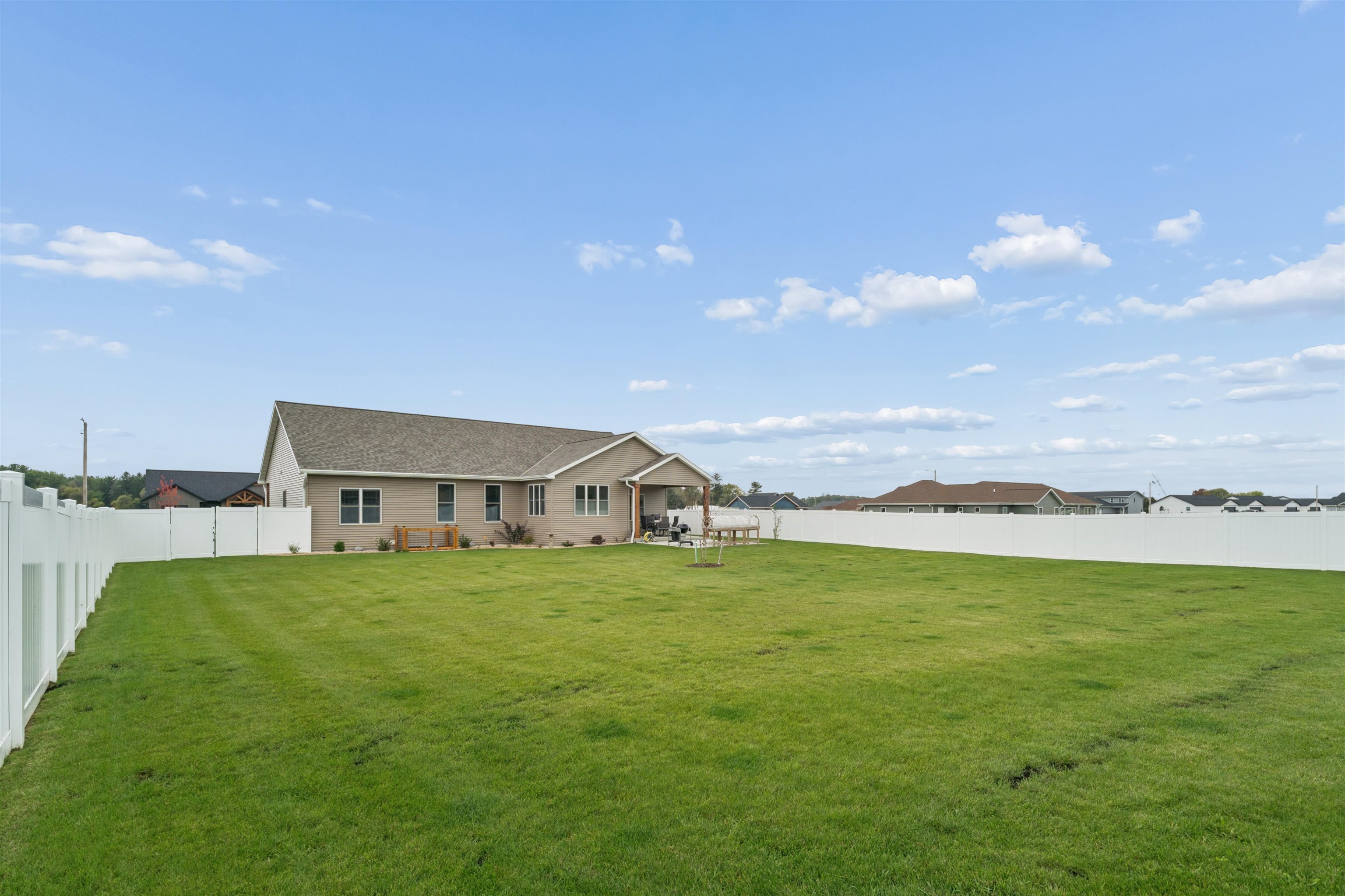Property photo 33