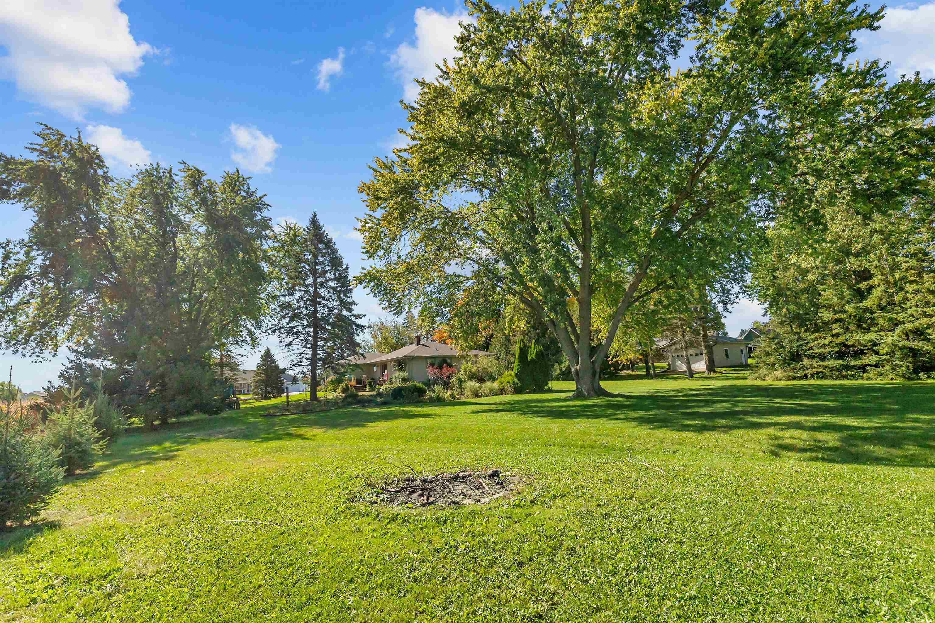 Property photo 35