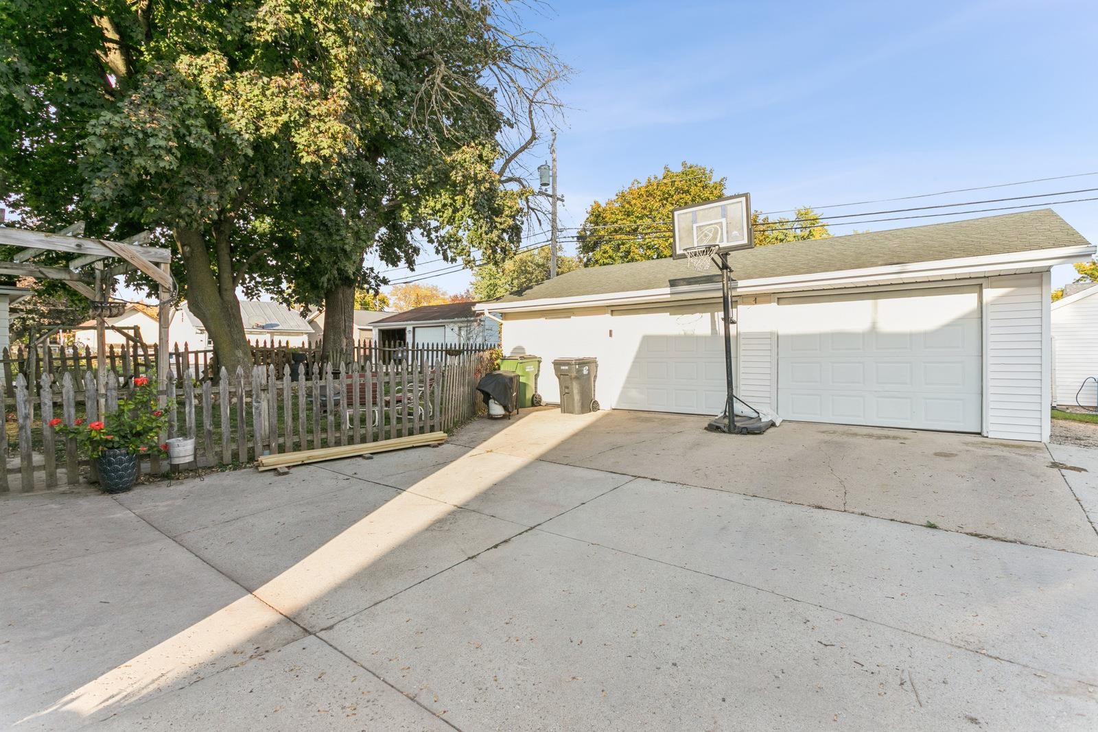 Property photo 23