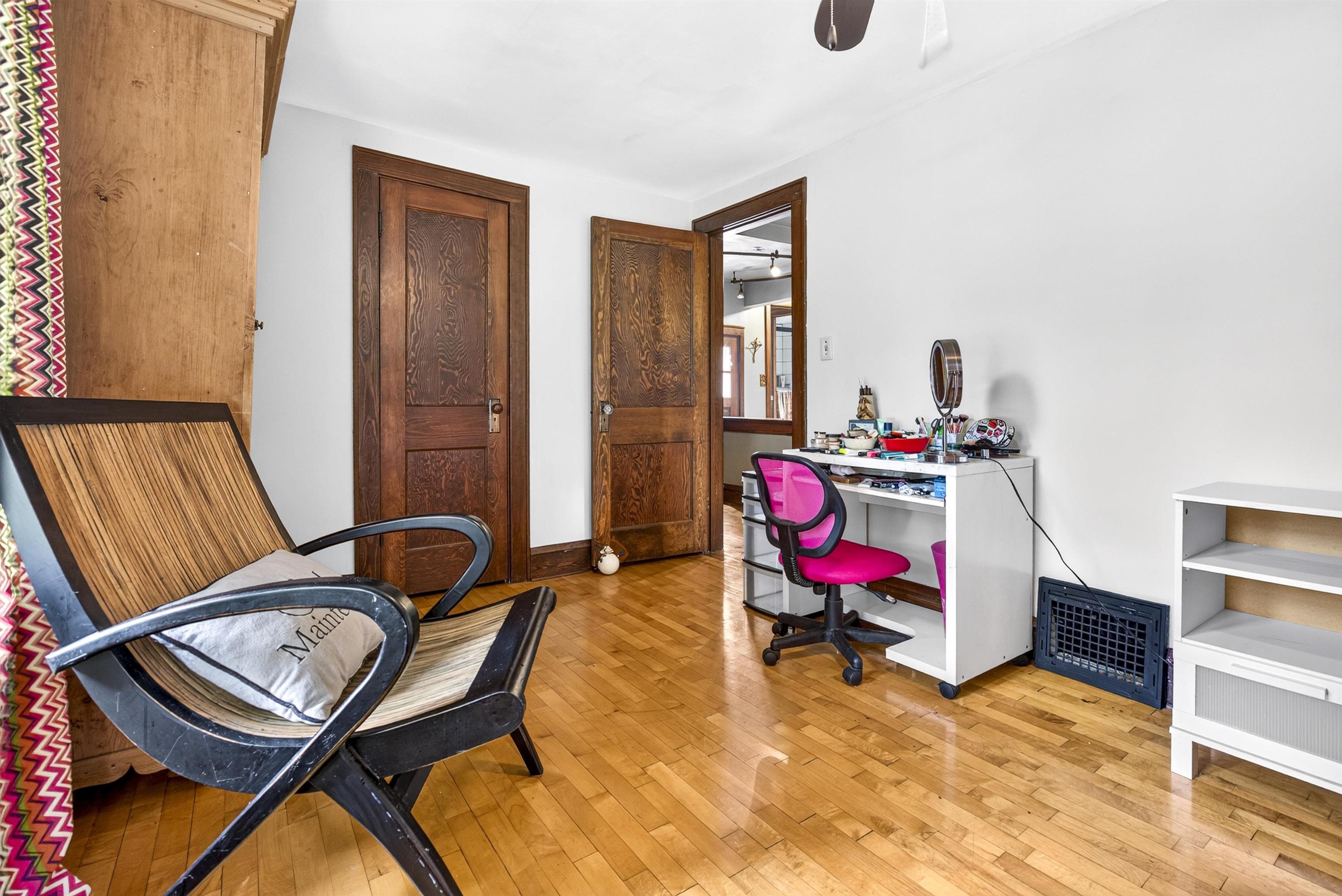 Property photo 33